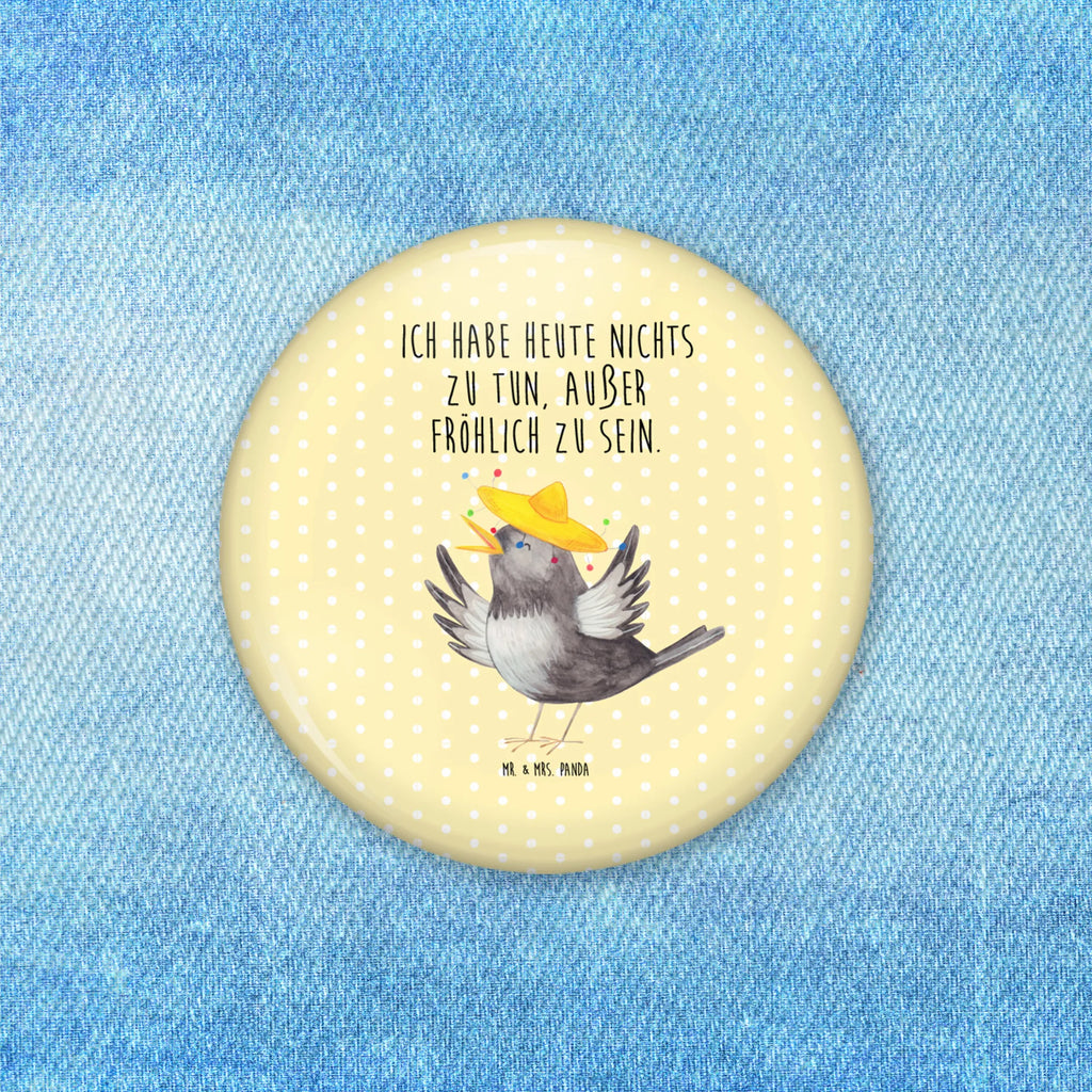 Button Rabe mit Sombrero Button-Sonderedition 50 mm, Button 50 mm, Button-Lieferung 50 mm, Sammlerbutton 50 mm, Button-Sujet 50 mm, Button-Button 50 mm, Button-Motiv 50 mm, Eventbutton 50 mm, Runde Buttons 50 mm, Button-Edition 50 mm, Werbebutton 50 mm, Button-Logo 50 mm, Button-Druck 50 mm, Badge 50 mm, Button Abzeichen 50 mm, Pin 50 mm, Button-Presse 50 mm, Ansteckbutton 50 mm, Pin-Button 50 mm, Marketingbutton 50 mm, Festivalbutton 50 mm, Button-Anstecker 50 mm, Vereinsbutton 50 mm, Button-Set 50 mm, Button-Pin 50 mm, Button-Design 50 mm, Button-Emblem 50 mm, Button-Kollektion 50 mm, Button-Badge 50 mm, Tiermotive, Gute Laune, lustige Sprüche, Tiere, Rabe, froh, glücklich sein, Motivation, fröhlich sein, Vogel, Glück Spruch, Vögel, Elster, Spruch positiv