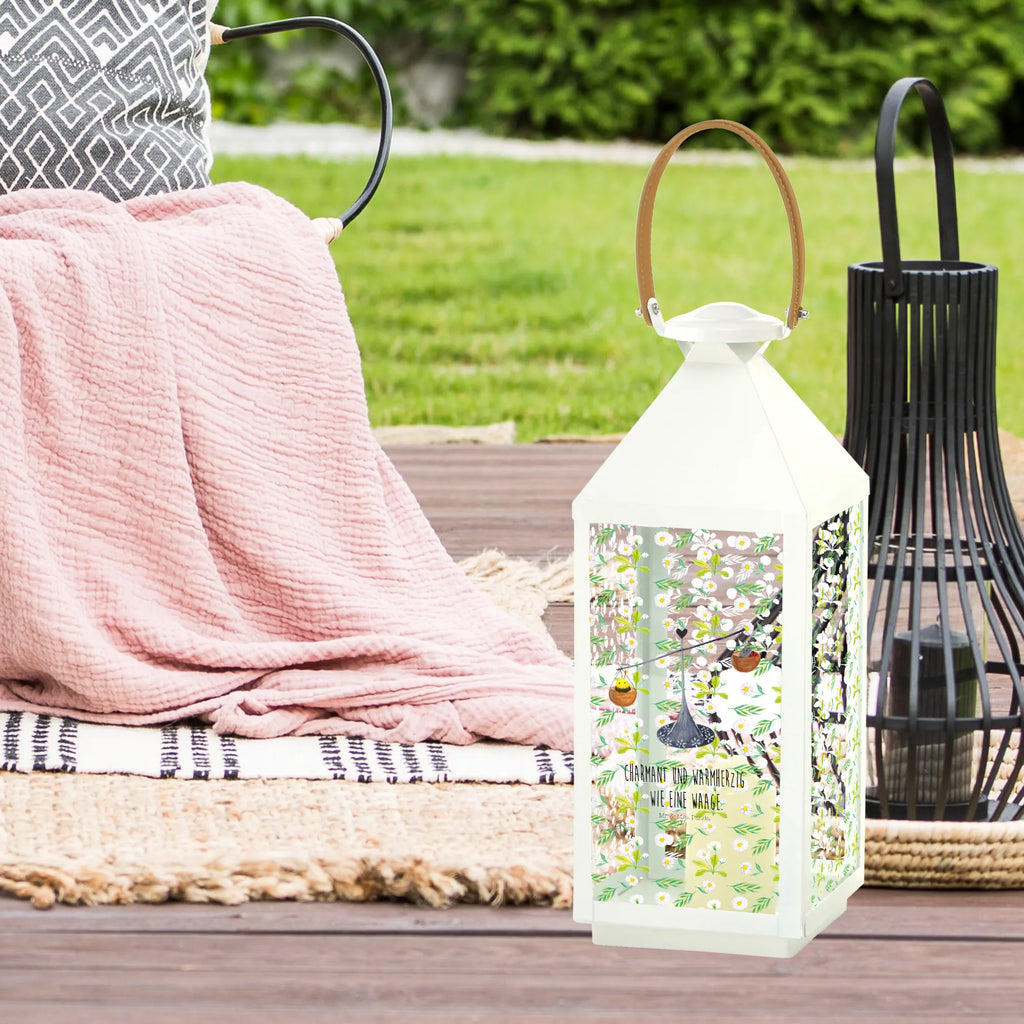 Decorative lantern Star sign Scale Laterne Klassisch, Laternenlicht, Laterne Klein, Laterne Modern, Holzlaterne, Laterne Wind- und Wetterfest, Laterne Mit Muster, Laterne Maritim, Laterne Mit Motiv, Metalllaterne, Laterne Spülmaschinenfest (Glas), LED-Laterne, Laterne Romantisch, Glaslaterne, Kerzenlaterne, Laterne Shabby Chic, Laterne Vintage, Deko Laterne, Laterne Zum Hängen, Hängelaterne Deko, Innenraum-Laterne, Laterne Landhausstil, Laterne Minimalistisch, Tischlaterne, Laterne Mit Spiegelglas, Laterne Mit Sternenmuster, Lichterkettenlaterne, Terrasse-Laterne, Laterne Weiß, Teelichthalter Laterne, Laterne XXL, Laterne Zum Stellen, Gartenlaterne, Laterne Beleuchtet, Laterne Mit Griff, Laterne Orientalisch, Laterne Deko, Laternenwindlicht, Laterne Rustikal, Lichterlaterne, Laterne Pastellfarben, Laterne Mit Blumenmotiv, Dekolaterne, Outdoor-Laterne, Windlichtlaterne, Laternen-Set, Laterne Skandinavisch, Tierkreiszeichen, Sternzeichen, Horoskop, Astrologie, Aszendent, Waage Sternzeichen, Geschenk September, Hummel, Geburtstag Oktober, Geschenk Oktober, Biene, Marienkäfer, Waage Geschenk, Waage, Gleichgewicht, Geburtstag September