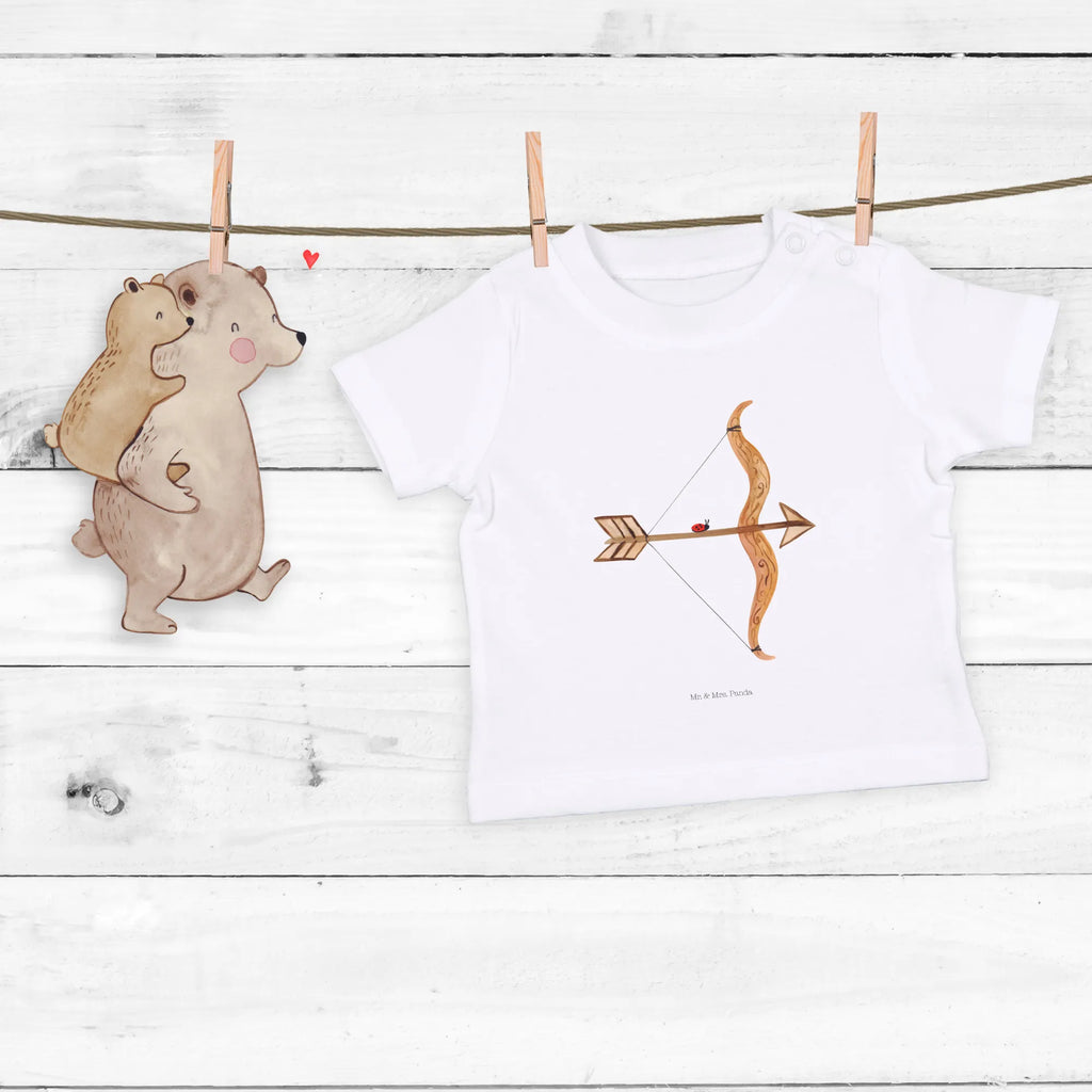 Organic Baby Shirt Sternzeichen Schütze Süßes Baby Shirt, Baby Shirt Erstausstattung, Baby Langarmshirt, Lustiges Baby Shirt, Baby Shirt Mädchen, Baby Shirt Neutral, Baby Shirt Zur Geburt, Baby Sweatshirt, Baby Shirt Grau, Baby Hemd, Baby Shirt Pastell, Baby Shirt Unisex, Baby Bio Shirt, Baby Shirt Mit Motiv, Baby Shirt Geschenk, Baby Shirt Bunt, Baby Shirt Modern, Baby Shirt, Baby Shirt Klassisch, Baby Shirt Alltag, Baby Shirt Mit Spruch, Baby Oberteil, Baby Jerseyshirt, Baby Shirt Mit Aufdruck, Baby Top, Baby Shirt Junge, Baby T-Shirt, Baby Baumwollshirt, Baby Shirt Gestreift, Baby Kurzarmshirt, Baby Pullover, Baby Shirt Weiß, Sternzeichen, Tierkreiszeichen, Horoskop, Astrologie, Aszendent, Schütze Sternzeichen, Schütze Geschenk, Geburtstag Dezember, Geschenk Schützenfest, Geschenk November, Geschenk Dezember, Schütze, Geburtstag November