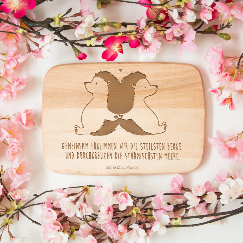 Schneidebrett Igel händchenhaltend Schneidebrett, Schneidebrett Holz, Frühstücksbrett, Küchenbrett, Frühstücksbrettchen, Holzbrett, Liebe, Partner, Freund, Freundin, Ehemann, Ehefrau, Heiraten, Verlobung, Heiratsantrag, Liebesgeschenk, Jahrestag, Hocheitstag, Igelliebe, Gemeinsamkeit, große Liebe, Hand in Hand, Love, Liebesbeweis, Hochzeit, Liebesbotschaft, Lieblingsmensch, Igel, Geschenk für zwei