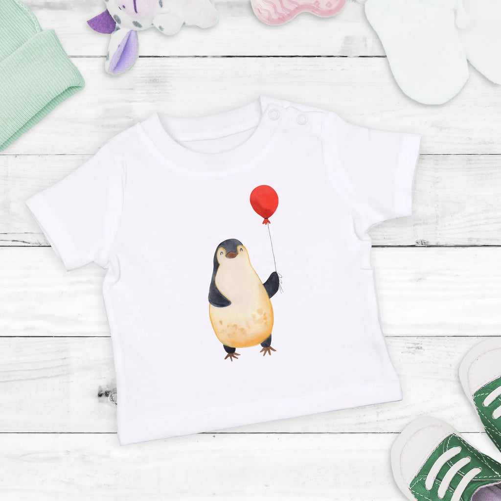 Organic Baby Shirt Pinguin Luftballon Baby Shirt Erstausstattung, Baby Shirt Klassisch, Baby Jerseyshirt, Baby Shirt Bunt, Baby Shirt Neutral, Baby Baumwollshirt, Baby Shirt Geschenk, Baby Top, Baby Shirt, Baby Pullover, Baby Shirt Weiß, Baby Shirt Alltag, Baby Shirt Mit Motiv, Baby Hemd, Baby Shirt Zur Geburt, Süßes Baby Shirt, Baby Shirt Modern, Baby Langarmshirt, Baby Bio Shirt, Baby Shirt Junge, Baby Shirt Pastell, Baby Sweatshirt, Baby Shirt Grau, Baby Oberteil, Lustiges Baby Shirt, Baby Shirt Mädchen, Baby Shirt Gestreift, Baby Shirt Mit Spruch, Baby T-Shirt, Baby Kurzarmshirt, Baby Shirt Mit Aufdruck, Baby Shirt Unisex, Pinguin, Glück, Liebe, Pinguine, Motivation, Geschenkidee, Neustart, Neues Leben, Geschenk Freundin, Luftballon, Beste Freundin, Lebenslust, Tagträume