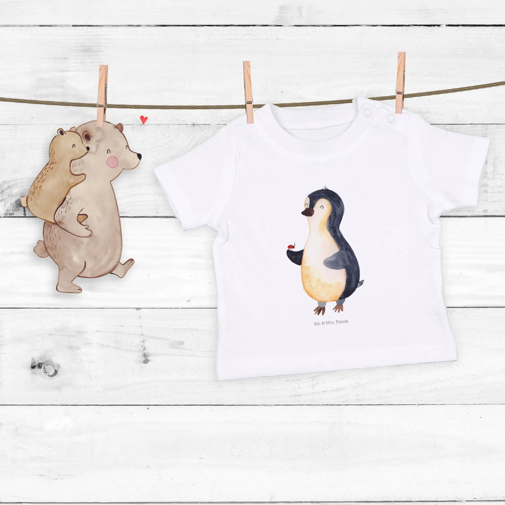 Organic Baby Shirt Pinguin Marienkäfer Baby Shirt Bunt, Baby Shirt Mit Spruch, Baby Shirt Klassisch, Baby Shirt Mädchen, Baby Oberteil, Baby Shirt Gestreift, Baby Shirt Pastell, Baby Shirt Mit Motiv, Baby Langarmshirt, Baby Shirt Alltag, Baby Shirt Zur Geburt, Baby Shirt Unisex, Baby Sweatshirt, Baby Shirt Grau, Baby Top, Baby Pullover, Baby Kurzarmshirt, Baby Shirt Junge, Baby Shirt Weiß, Baby Shirt, Baby Shirt Erstausstattung, Baby Bio Shirt, Baby Baumwollshirt, Baby Hemd, Baby T-Shirt, Baby Shirt Neutral, Baby Jerseyshirt, Baby Shirt Modern, Süßes Baby Shirt, Baby Shirt Mit Aufdruck, Baby Shirt Geschenk, Lustiges Baby Shirt, Pinguin, Marienkäfer, Wunder, Glück, Lebensfreude, Pinguine, Freude, Liebe