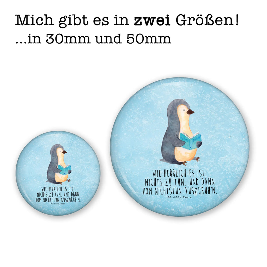 Button Pinguin Buch Button-Edition 50 mm, Werbebutton 50 mm, Button-Emblem 50 mm, Button-Kollektion 50 mm, Button-Logo 50 mm, Festivalbutton 50 mm, Sammlerbutton 50 mm, Button 50 mm, Pin 50 mm, Vereinsbutton 50 mm, Marketingbutton 50 mm, Button-Motiv 50 mm, Runde Buttons 50 mm, Button-Druck 50 mm, Badge 50 mm, Button Abzeichen 50 mm, Button-Lieferung 50 mm, Button-Anstecker 50 mm, Eventbutton 50 mm, Button-Sonderedition 50 mm, Button-Design 50 mm, Button-Badge 50 mm, Pin-Button 50 mm, Ansteckbutton 50 mm, Button-Button 50 mm, Button-Pin 50 mm, Button-Presse 50 mm, Button-Sujet 50 mm, Button-Set 50 mm, Pinguin, Faulenzen, Freizeit, Lesen, Ferien, Buch, Pinguine, Nichtstun, Bücherwurm, Urlaub