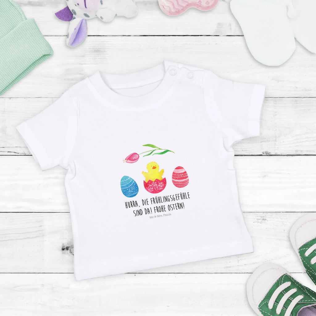 Organic Baby Shirt Küken Schlüpfen Baby Oberteil, Baby Shirt Mit Motiv, Baby Shirt Klassisch, Baby Shirt Modern, Baby Shirt Pastell, Lustiges Baby Shirt, Baby Shirt Mit Spruch, Baby Shirt Mit Aufdruck, Baby Shirt Junge, Baby Sweatshirt, Baby Shirt Mädchen, Baby Shirt Gestreift, Baby Kurzarmshirt, Baby Shirt Geschenk, Baby Bio Shirt, Baby Pullover, Baby Top, Baby Shirt Grau, Baby Langarmshirt, Süßes Baby Shirt, Baby Jerseyshirt, Baby Shirt Zur Geburt, Baby Shirt Weiß, Baby Hemd, Baby Shirt Neutral, Baby Baumwollshirt, Baby Shirt Bunt, Baby Shirt, Baby Shirt Erstausstattung, Baby Shirt Alltag, Baby T-Shirt, Baby Shirt Unisex, Ostern Geschenk, Osterdeko, Geschenke zu Ostern, Ostergeschenke Kinder, Osterhase, Ostergeschenke, Ostern Kinder, Ostern, Osternest, Frohe Ostern, Osterei, Liebe Grüße, Ei, Frühlingsgefühle, Grüße, Ostereier, Freude, Ostergrüße, Küken