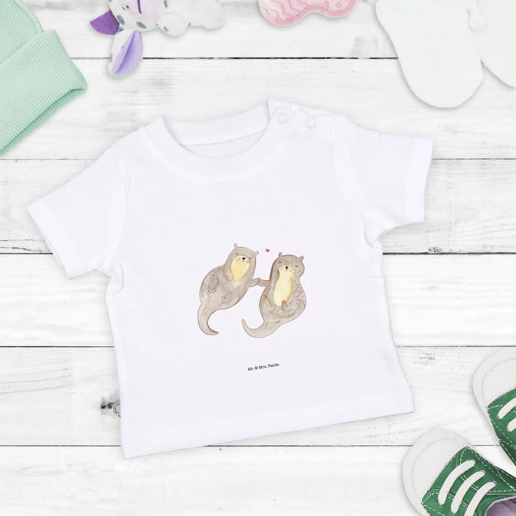 Organic Baby Shirt otter holding hands Baby Shirt Junge, Baby Shirt Gestreift, Baby Hemd, Baby T-Shirt, Baby Shirt Erstausstattung, Baby Shirt Weiß, Süßes Baby Shirt, Baby Langarmshirt, Baby Shirt Mit Spruch, Baby Pullover, Baby Shirt Neutral, Baby Shirt Mit Aufdruck, Baby Kurzarmshirt, Baby Bio Shirt, Baby Shirt Modern, Baby Shirt Mädchen, Baby Oberteil, Baby Shirt Alltag, Baby Shirt Bunt, Baby Baumwollshirt, Baby Shirt, Baby Shirt Pastell, Baby Jerseyshirt, Baby Sweatshirt, Baby Shirt Geschenk, Lustiges Baby Shirt, Baby Shirt Mit Motiv, Baby Shirt Klassisch, Baby Shirt Unisex, Baby Shirt Grau, Baby Top, Baby Shirt Zur Geburt, Otter, Seeotter, Fischotter, Otter Seeotter See Otter