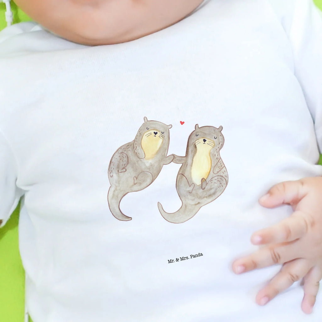 Organic Baby Shirt otter holding hands Baby Shirt Junge, Baby Shirt Gestreift, Baby Hemd, Baby T-Shirt, Baby Shirt Erstausstattung, Baby Shirt Weiß, Süßes Baby Shirt, Baby Langarmshirt, Baby Shirt Mit Spruch, Baby Pullover, Baby Shirt Neutral, Baby Shirt Mit Aufdruck, Baby Kurzarmshirt, Baby Bio Shirt, Baby Shirt Modern, Baby Shirt Mädchen, Baby Oberteil, Baby Shirt Alltag, Baby Shirt Bunt, Baby Baumwollshirt, Baby Shirt, Baby Shirt Pastell, Baby Jerseyshirt, Baby Sweatshirt, Baby Shirt Geschenk, Lustiges Baby Shirt, Baby Shirt Mit Motiv, Baby Shirt Klassisch, Baby Shirt Unisex, Baby Shirt Grau, Baby Top, Baby Shirt Zur Geburt, Otter, Seeotter, Fischotter, Otter Seeotter See Otter