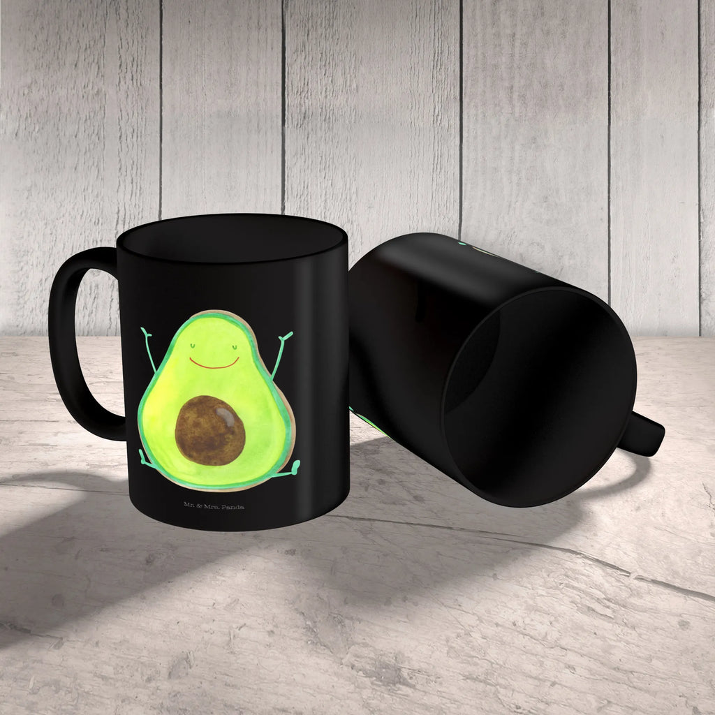 Tasse Avocado Glücklich Bürotasse, Henkeltasse, kaffeebecher bedruckt, design tasse, Trinktasse, Tasse mit Motiv, Teepott, tasse für büro, Henkelbecher, statement tasse, milchkaffeetasse, Kakaotasse, heißgetränkebecher, Becher, Frühstücksbecher, Dekotasse, Coffee Mug, Bedruckte Tasse, Bürobecher, Teetasse, Designtasse, kaffeebecher keramik, Kaffeepott, haferl, Pott, Mug, Geschenktasse, hochwertige tasse, Tasse mit Spruch, Tasse, Sprüchetasse, schöne tasse, tasse für kaffee, Motivtasse, Kaffeebecher, Trinkbecher, kaffeetasse bedruckt, Frühstückstasse, kaffeetasse keramik, Keramikbecher, Teebecher, Keramiktasse, Kaffeetasse, Gesund, Veggie, Vegan, Avocado, Chaos
