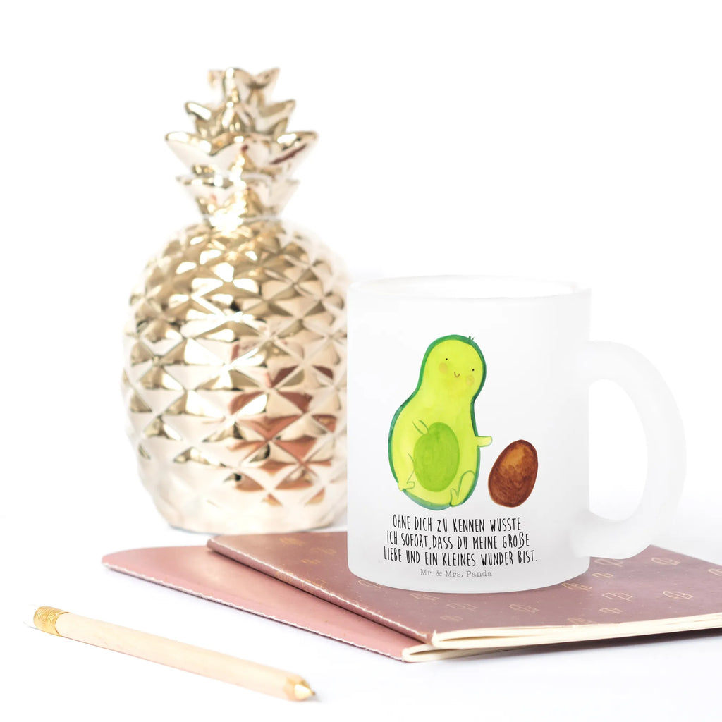 Teetasse Avocado rollt Kern Teetasse Mit Motiv, Teetasse Shabby Chic, Teetasse Mikrowellengeeignet, Teetasse Für Büro, Teetasse, Teetasse Mit Henkel, Teetasse Mit Sieb, Teetasse Für Kinder, Teetasse Skandinavisch, Lustige Teetasse, Teetasse Handgemacht, Design Teetasse, Doppelwandige Teetasse, Teetasse Für Männer, Teetasse Mit Deckel, Teetasse Porzellan, Teetasse Emaille, Teetasse Keramik, Tee Tasse, Tasse Für Tee, Lieblings Teetasse, Teetasse Mit Spruch, Kleine Teetasse, Teetasse Bedruckt, Große Teetasse, Teetasse Nachhaltig, Teetasse Mit Tiermotiv, Teetasse Klassisch, Teetasse Spülmaschinenfest, Teetasse Vintage, Teetasse Modern, Teetasse Glas, Teetasse Geschenk, Teetasse Für Frauen, Teetasse Für Zuhause, Teetasse Set, Avocado, Veggie, Vegan, Gesund, Kind, Schwanger, Love, erstes Kind, zur Geburt, Geburtstag, Geburt, Baby, Säugling, Avocados, Schwangerschaft, Babyparty, große Liebe, Liebe