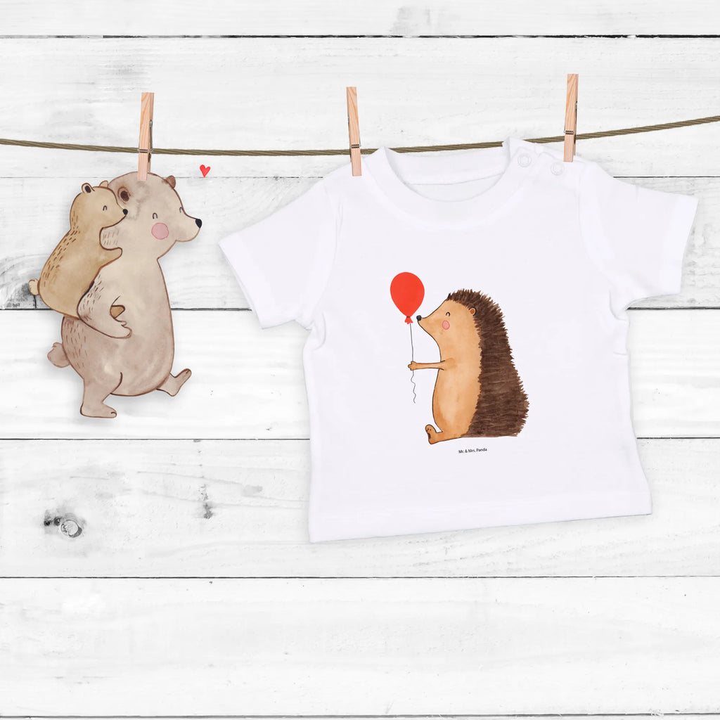 Organic Baby Shirt Hedgehog balloon Baby Shirt Erstausstattung, Lustiges Baby Shirt, Baby Sweatshirt, Baby Jerseyshirt, Baby Shirt Weiß, Baby Pullover, Baby Shirt Mit Aufdruck, Baby Shirt Grau, Baby Shirt Alltag, Baby T-Shirt, Baby Shirt Junge, Baby Bio Shirt, Baby Shirt Mit Spruch, Baby Shirt Mädchen, Baby Oberteil, Baby Kurzarmshirt, Baby Shirt Gestreift, Baby Shirt Zur Geburt, Süßes Baby Shirt, Baby Shirt Unisex, Baby Baumwollshirt, Baby Shirt Mit Motiv, Baby Shirt Geschenk, Baby Shirt Bunt, Baby Shirt Klassisch, Baby Langarmshirt, Baby Top, Baby Shirt Modern, Baby Shirt, Baby Hemd, Baby Shirt Neutral, Baby Shirt Pastell, Lustige Sprüche, Tiermotive, Tiere, Gute Laune, Igel, Geburtstag, Herzlichen Glückwunsch, Happy Birthday, Geburtstagskind, Ballon, Glückwunsch