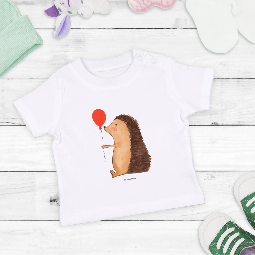 Organic Baby Shirt Hedgehog balloon Baby Shirt Erstausstattung, Lustiges Baby Shirt, Baby Sweatshirt, Baby Jerseyshirt, Baby Shirt Weiß, Baby Pullover, Baby Shirt Mit Aufdruck, Baby Shirt Grau, Baby Shirt Alltag, Baby T-Shirt, Baby Shirt Junge, Baby Bio Shirt, Baby Shirt Mit Spruch, Baby Shirt Mädchen, Baby Oberteil, Baby Kurzarmshirt, Baby Shirt Gestreift, Baby Shirt Zur Geburt, Süßes Baby Shirt, Baby Shirt Unisex, Baby Baumwollshirt, Baby Shirt Mit Motiv, Baby Shirt Geschenk, Baby Shirt Bunt, Baby Shirt Klassisch, Baby Langarmshirt, Baby Top, Baby Shirt Modern, Baby Shirt, Baby Hemd, Baby Shirt Neutral, Baby Shirt Pastell, Lustige Sprüche, Tiermotive, Tiere, Gute Laune, Igel, Geburtstag, Herzlichen Glückwunsch, Happy Birthday, Geburtstagskind, Ballon, Glückwunsch