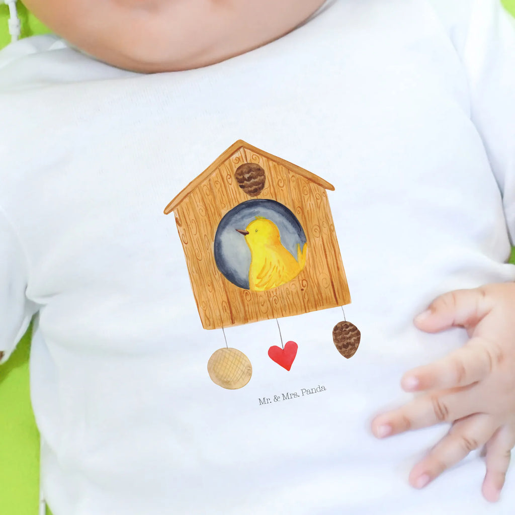 Organic Baby Shirt Bird House Baby Kurzarmshirt, Baby T-Shirt, Baby Shirt Bunt, Baby Langarmshirt, Baby Shirt Grau, Baby Shirt Mit Motiv, Baby Shirt Mit Spruch, Baby Shirt Alltag, Baby Pullover, Baby Jerseyshirt, Baby Shirt Zur Geburt, Baby Shirt Junge, Baby Shirt Mit Aufdruck, Baby Shirt Mädchen, Baby Shirt, Baby Shirt Klassisch, Baby Oberteil, Baby Shirt Weiß, Baby Shirt Unisex, Süßes Baby Shirt, Baby Baumwollshirt, Baby Shirt Neutral, Baby Shirt Modern, Baby Shirt Pastell, Baby Sweatshirt, Baby Top, Baby Shirt Gestreift, Baby Hemd, Baby Shirt Geschenk, Baby Bio Shirt, Baby Shirt Erstausstattung, Lustiges Baby Shirt, Gute Laune, Tiermotive, Tiere, Lustige Sprüche, Vogelhäuschen, Familie, Wohnung, Unser Haus, Zuhause, Haus, Vögel, Castle, Vogel, Vogelhaus, Eigenheim, Nest, Lieblingsort, Home Sweet Home