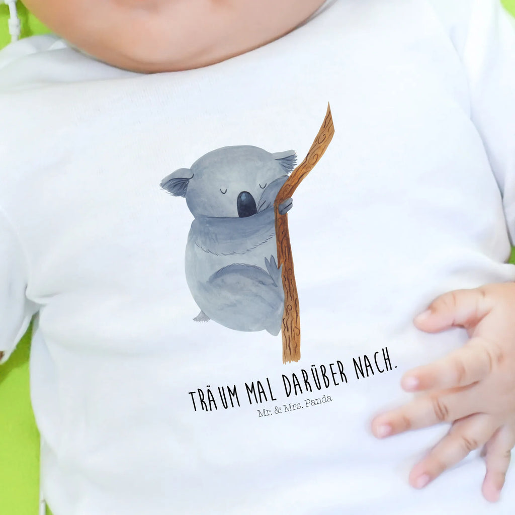 Organic Baby Shirt Koalabär Baby Shirt Gestreift, Baby Shirt Klassisch, Baby Top, Baby Shirt, Süßes Baby Shirt, Baby Shirt Erstausstattung, Baby Shirt Mit Motiv, Baby Shirt Modern, Baby Sweatshirt, Baby Kurzarmshirt, Baby Baumwollshirt, Baby Shirt Unisex, Baby Shirt Mit Aufdruck, Baby Shirt Geschenk, Baby Shirt Zur Geburt, Lustiges Baby Shirt, Baby Shirt Neutral, Baby Jerseyshirt, Baby Shirt Weiß, Baby Shirt Grau, Baby Hemd, Baby T-Shirt, Baby Shirt Pastell, Baby Shirt Mädchen, Baby Pullover, Baby Shirt Junge, Baby Shirt Mit Spruch, Baby Shirt Bunt, Baby Bio Shirt, Baby Langarmshirt, Baby Shirt Alltag, Baby Oberteil, Gute Laune, Tiermotive, Tiere, Lustige Sprüche, schlafen, Koalabär, Bär, Traumland, Schlafzimmer, Traum, Träumen, Koala