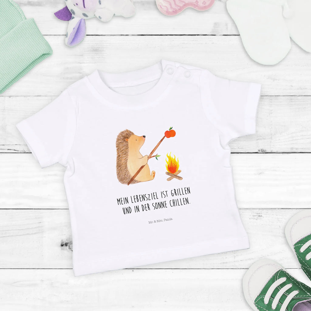 Organic Baby Shirt Hedgehog grilling Baby Shirt Klassisch, Baby Shirt Mit Motiv, Baby Shirt Mit Spruch, Baby Baumwollshirt, Baby Kurzarmshirt, Baby Shirt Zur Geburt, Baby Jerseyshirt, Baby Shirt Grau, Baby Shirt Junge, Baby Top, Baby Shirt Weiß, Baby Shirt, Baby Shirt Mit Aufdruck, Baby Shirt Modern, Baby Shirt Mädchen, Baby T-Shirt, Baby Shirt Geschenk, Baby Sweatshirt, Baby Shirt Erstausstattung, Lustiges Baby Shirt, Baby Bio Shirt, Baby Pullover, Baby Langarmshirt, Baby Shirt Unisex, Süßes Baby Shirt, Baby Shirt Pastell, Baby Oberteil, Baby Shirt Bunt, Baby Hemd, Baby Shirt Neutral, Baby Shirt Gestreift, Baby Shirt Alltag, Lustige Sprüche, Tiermotive, Tiere, Gute Laune, Ziele, Arbeitslos, Motivation, Sinn Des Lebens, Igel, Grillen, Spruch