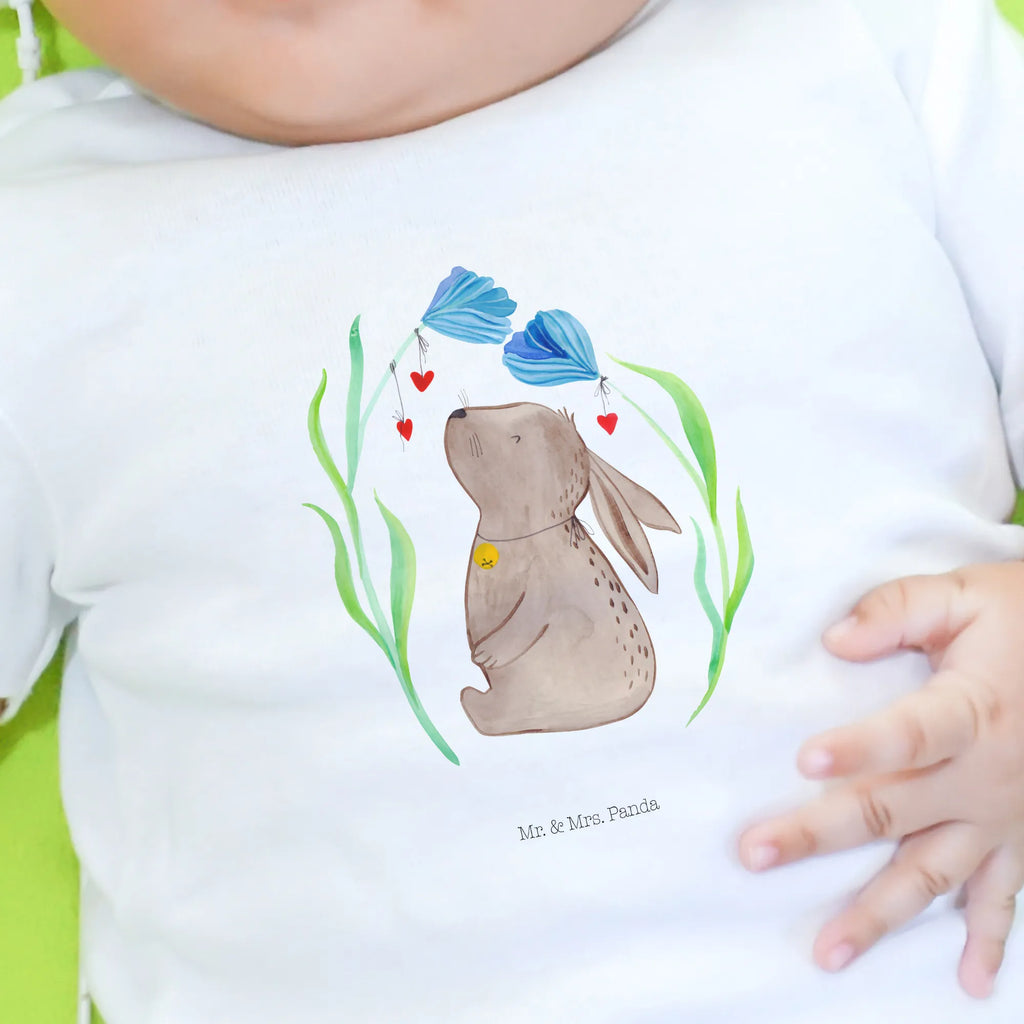 Organic Baby Shirt Hare flower Baby Bio Shirt, Baby Oberteil, Baby Shirt Mädchen, Baby Shirt Mit Aufdruck, Baby Shirt Junge, Baby Shirt, Baby Shirt Mit Spruch, Baby Shirt Neutral, Baby Hemd, Baby Shirt Alltag, Baby Shirt Weiß, Baby Shirt Klassisch, Baby Shirt Erstausstattung, Baby Shirt Pastell, Baby Shirt Bunt, Baby Pullover, Baby Shirt Geschenk, Baby Shirt Zur Geburt, Baby Langarmshirt, Lustiges Baby Shirt, Baby Shirt Mit Motiv, Baby Top, Baby Shirt Grau, Baby Shirt Unisex, Baby Kurzarmshirt, Baby Sweatshirt, Baby T-Shirt, Baby Baumwollshirt, Süßes Baby Shirt, Baby Jerseyshirt, Baby Shirt Modern, Baby Shirt Gestreift, Ostern Kinder, Ostergeschenke Kinder, Ostern Geschenk, Geschenke zu Ostern, Ostergeschenke, Osterhase, Osternest, Ostern, Osterdeko, Taufe, Kind, Schwangerschaft, Träume, Kaninchen, Geburtstag, Erstes Kind, Hoffnung, Hase, Kindergeburtstag, Geburt, Taufgeschenk