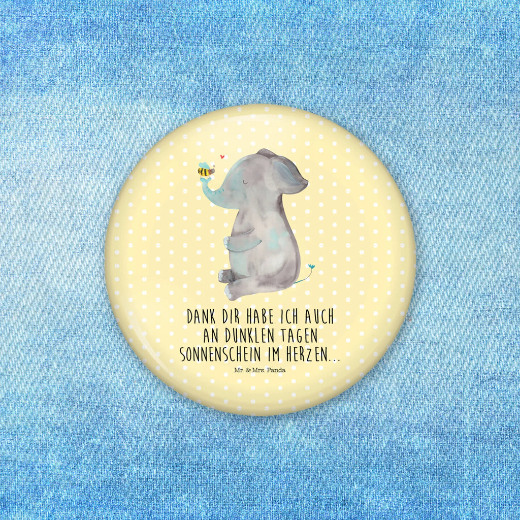 Button Elefant & Biene Vereinsbutton 50 mm, Button-Sujet 50 mm, Marketingbutton 50 mm, Button-Kollektion 50 mm, Pin 50 mm, Ansteckbutton 50 mm, Button-Logo 50 mm, Runde Buttons 50 mm, Button-Button 50 mm, Button-Druck 50 mm, Badge 50 mm, Button Abzeichen 50 mm, Button-Emblem 50 mm, Pin-Button 50 mm, Button-Presse 50 mm, Button-Design 50 mm, Werbebutton 50 mm, Eventbutton 50 mm, Festivalbutton 50 mm, Button-Badge 50 mm, Button 50 mm, Button-Set 50 mm, Button-Sonderedition 50 mm, Sammlerbutton 50 mm, Button-Edition 50 mm, Button-Anstecker 50 mm, Button-Lieferung 50 mm, Button-Motiv 50 mm, Button-Pin 50 mm, Tiermotive, Gute Laune, lustige Sprüche, Tiere, Liebesspruch, Heiratsantrag, Elefant, Liebesgeschenk, Jahrestag, Liebe, Hochzeitsgeschenk, Liebesbeweis, Biene