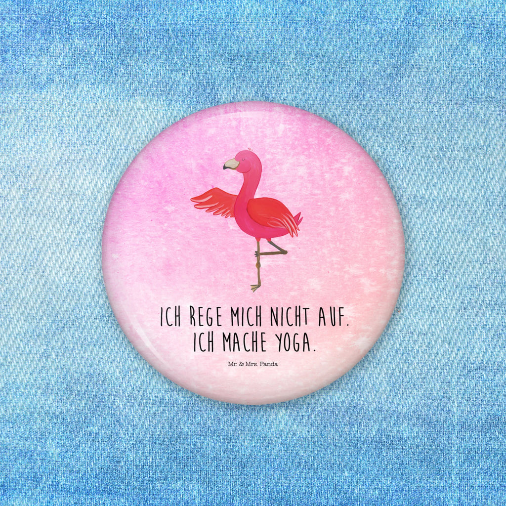 Button Flamingo Yoga Button-Lieferung 50 mm, Pin-Button 50 mm, Button-Set 50 mm, Button Abzeichen 50 mm, Button-Logo 50 mm, Button-Design 50 mm, Button 50 mm, Festivalbutton 50 mm, Werbebutton 50 mm, Button-Presse 50 mm, Button-Edition 50 mm, Button-Button 50 mm, Button-Sujet 50 mm, Button-Pin 50 mm, Button-Anstecker 50 mm, Button-Motiv 50 mm, Button-Badge 50 mm, Marketingbutton 50 mm, Button-Druck 50 mm, Button-Emblem 50 mm, Runde Buttons 50 mm, Pin 50 mm, Ansteckbutton 50 mm, Sammlerbutton 50 mm, Eventbutton 50 mm, Button-Kollektion 50 mm, Badge 50 mm, Button-Sonderedition 50 mm, Vereinsbutton 50 mm, Flamingo, Tiefenentspannung, Yoga, Yoga-Übung, Aufregen, Namaste, Achtsamkeit, Vogel, Entspannung, Ärger