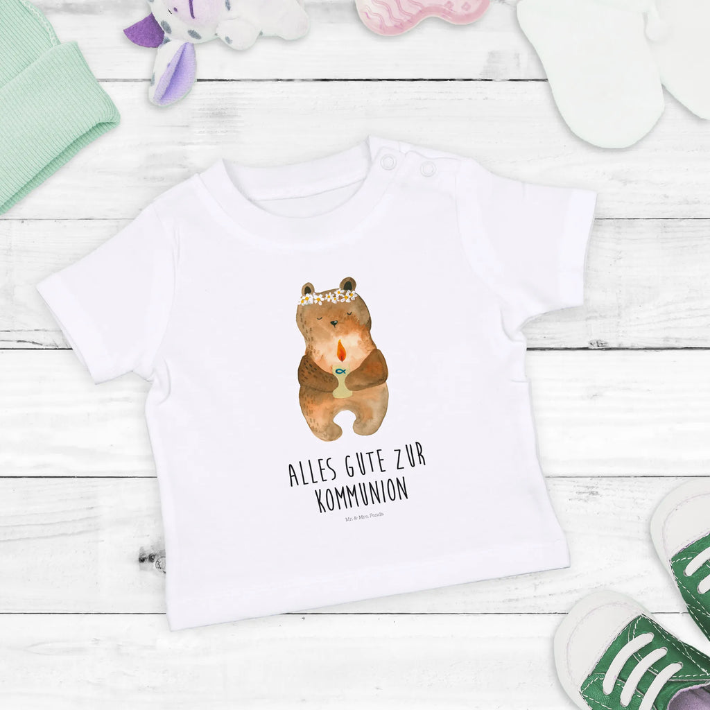 Organiczna koszulka dla niemowląt Niedźwiedź Komunia Baby Hemd, Baby Shirt Weiß, Baby Shirt Mädchen, Baby Shirt Neutral, Baby Shirt, Baby Jerseyshirt, Baby Shirt Geschenk, Baby Shirt Mit Aufdruck, Baby Shirt Mit Spruch, Baby T-Shirt, Baby Shirt Zur Geburt, Baby Shirt Erstausstattung, Baby Shirt Grau, Baby Langarmshirt, Baby Shirt Alltag, Baby Shirt Junge, Baby Baumwollshirt, Baby Oberteil, Baby Top, Baby Bio Shirt, Baby Kurzarmshirt, Baby Shirt Mit Motiv, Süßes Baby Shirt, Baby Sweatshirt, Lustiges Baby Shirt, Baby Pullover, Baby Shirt Gestreift, Baby Shirt Modern, Baby Shirt Unisex, Baby Shirt Klassisch, Baby Shirt Bunt, Baby Shirt Pastell, Teddy, Bär, Teddybär, Taufkerze, Katholisch, Kommunion, Gottes Segen