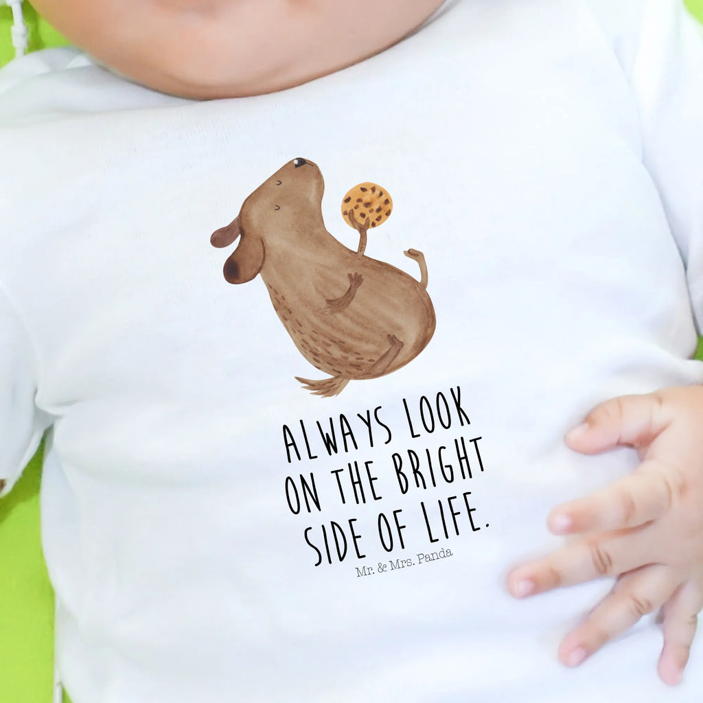 Organic Baby Shirt Dog biscuit Baby Shirt Modern, Baby T-Shirt, Lustiges Baby Shirt, Baby Shirt Neutral, Baby Shirt Junge, Baby Shirt, Baby Shirt Grau, Baby Kurzarmshirt, Baby Shirt Mädchen, Baby Shirt Geschenk, Baby Shirt Weiß, Baby Shirt Klassisch, Baby Shirt Alltag, Baby Shirt Unisex, Süßes Baby Shirt, Baby Langarmshirt, Baby Shirt Mit Aufdruck, Baby Oberteil, Baby Sweatshirt, Baby Jerseyshirt, Baby Shirt Erstausstattung, Baby Shirt Mit Spruch, Baby Top, Baby Shirt Pastell, Baby Shirt Gestreift, Baby Bio Shirt, Baby Shirt Zur Geburt, Baby Baumwollshirt, Baby Pullover, Baby Shirt Mit Motiv, Baby Hemd, Baby Shirt Bunt, Haustier, Tierliebhaber, Hund, Sprüche, Hunderasse, Hundebesitzer, Hundemotiv, Hundesnacks, Hundekekse, Hundeleckerli, Leckerli