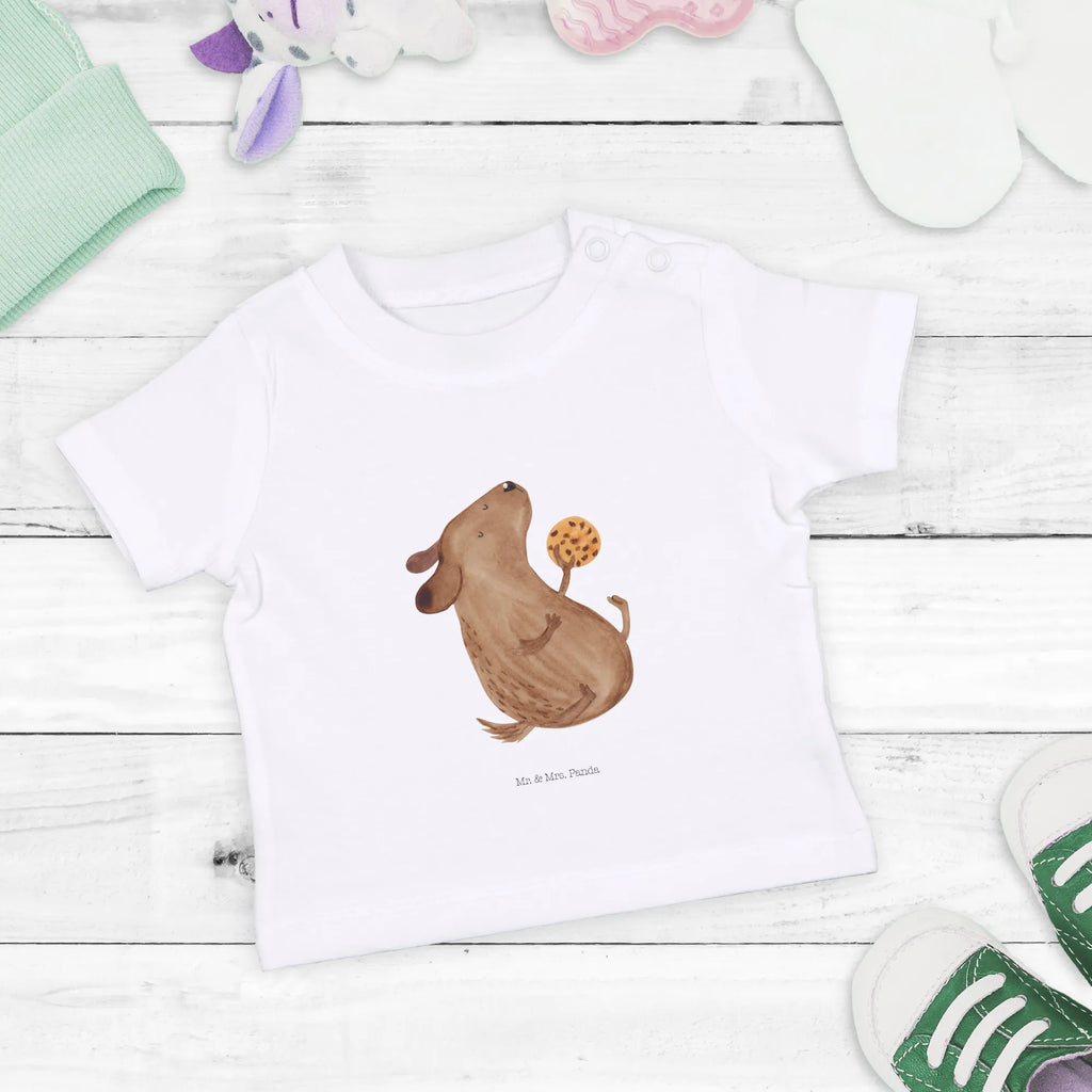 Organic Baby Shirt Dog biscuit Baby Shirt Modern, Baby T-Shirt, Lustiges Baby Shirt, Baby Shirt Neutral, Baby Shirt Junge, Baby Shirt, Baby Shirt Grau, Baby Kurzarmshirt, Baby Shirt Mädchen, Baby Shirt Geschenk, Baby Shirt Weiß, Baby Shirt Klassisch, Baby Shirt Alltag, Baby Shirt Unisex, Süßes Baby Shirt, Baby Langarmshirt, Baby Shirt Mit Aufdruck, Baby Oberteil, Baby Sweatshirt, Baby Jerseyshirt, Baby Shirt Erstausstattung, Baby Shirt Mit Spruch, Baby Top, Baby Shirt Pastell, Baby Shirt Gestreift, Baby Bio Shirt, Baby Shirt Zur Geburt, Baby Baumwollshirt, Baby Pullover, Baby Shirt Mit Motiv, Baby Hemd, Baby Shirt Bunt, Haustier, Tierliebhaber, Hund, Sprüche, Hunderasse, Hundebesitzer, Hundemotiv, Hundesnacks, Hundekekse, Hundeleckerli, Leckerli