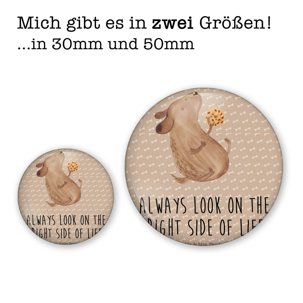 Button Hund Keks Ansteckbutton 50 mm, Werbebutton 50 mm, Button-Anstecker 50 mm, Festivalbutton 50 mm, Button-Emblem 50 mm, Button-Kollektion 50 mm, Button-Motiv 50 mm, Pin-Button 50 mm, Runde Buttons 50 mm, Button-Set 50 mm, Button Abzeichen 50 mm, Badge 50 mm, Vereinsbutton 50 mm, Button-Lieferung 50 mm, Button-Sujet 50 mm, Button-Logo 50 mm, Button-Sonderedition 50 mm, Button-Design 50 mm, Button-Badge 50 mm, Sammlerbutton 50 mm, Button 50 mm, Eventbutton 50 mm, Button-Button 50 mm, Pin 50 mm, Button-Edition 50 mm, Marketingbutton 50 mm, Button-Druck 50 mm, Button-Pin 50 mm, Button-Presse 50 mm, Hund, Hundemotiv, Haustier, Hunderasse, Tierliebhaber, Hundebesitzer, Sprüche, Hundesnacks, Hundekekse, Leckerli, Hundeleckerli