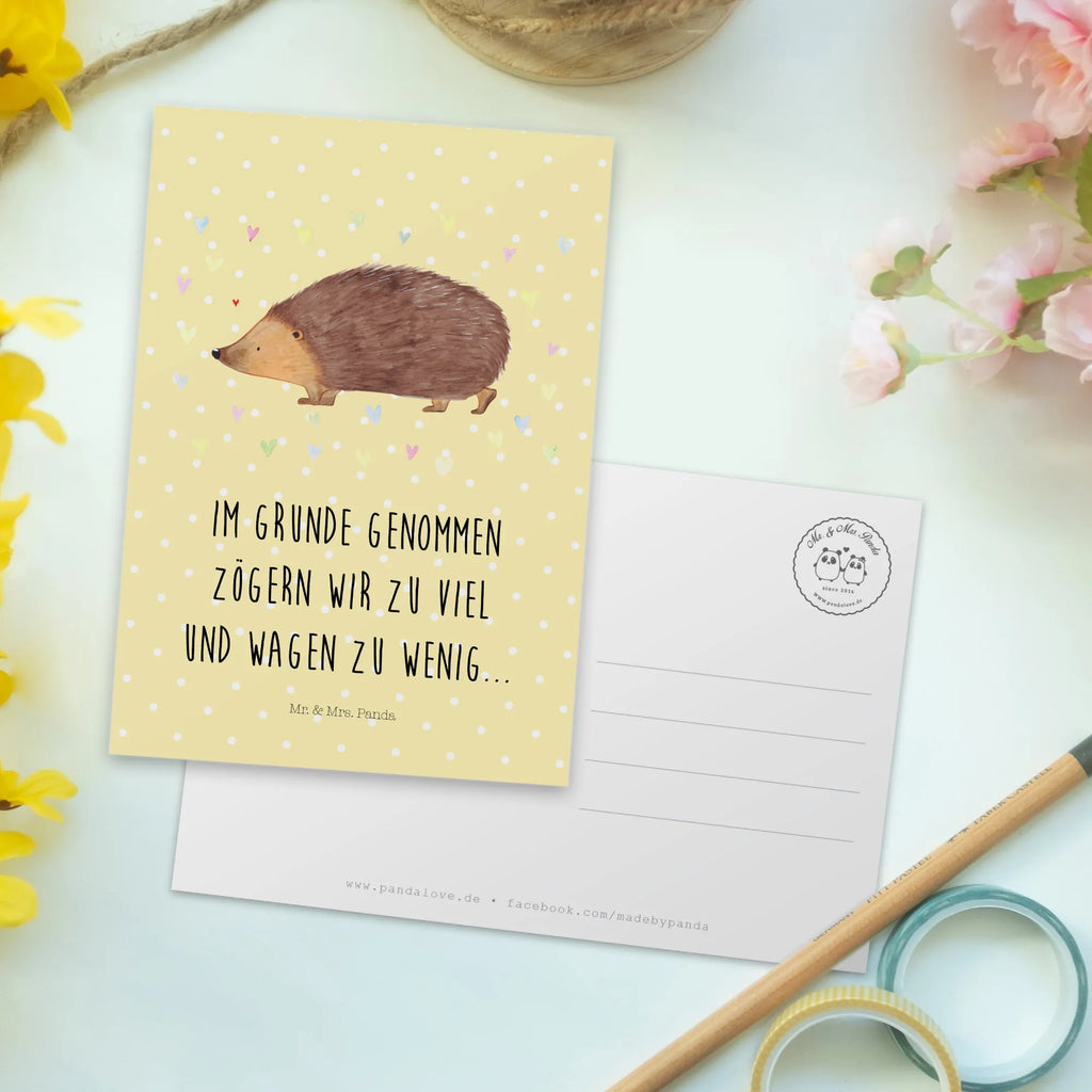 Postcard Hedgehog hearts Karte, Ansichtskarte, Grußkarte, Ansichtskarten, Einladungskarte, Geburtstagskarte, Dankeskarte, Einladungskarten Geburtstag, Postkarte, Einladung Geburtstag, Einladung, Geschenkkarte, Tiermotive, Gute Laune, lustige Sprüche, Tiere, Igel, Vertrauen, Kuss, Herz, Herzen, Leben, Liebe