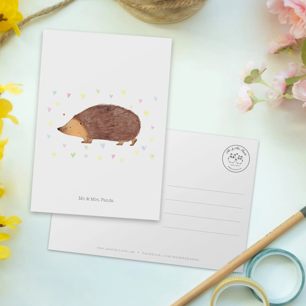 Postcard Hedgehog hearts Karte, Ansichtskarte, Grußkarte, Ansichtskarten, Einladungskarte, Geburtstagskarte, Dankeskarte, Einladungskarten Geburtstag, Postkarte, Einladung Geburtstag, Einladung, Geschenkkarte, Tiermotive, Gute Laune, lustige Sprüche, Tiere, Igel, Vertrauen, Kuss, Herz, Herzen, Leben, Liebe