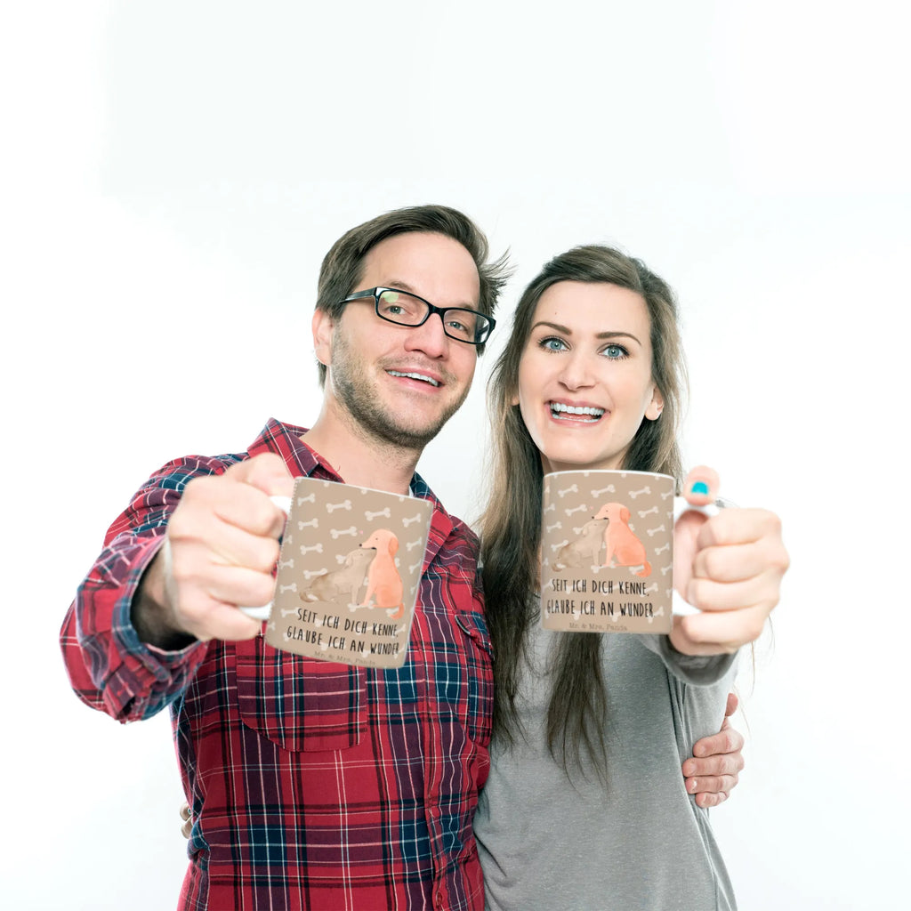 Tasse Hunde Liebe Geschenktasse, Tasse mit Zitaten, Tasse, Porzellantasse, Bürotasse, Teetasse, Kaffeetasse, Tasse mit Motiven, Keramiktasse, Hund, Hundemotiv, Haustier, Hunderasse, Tierliebhaber, Hundebesitzer, Sprüche, Kuscheln, Vertrauen, Hund. Hunde, Liebe, Herz, Kuss