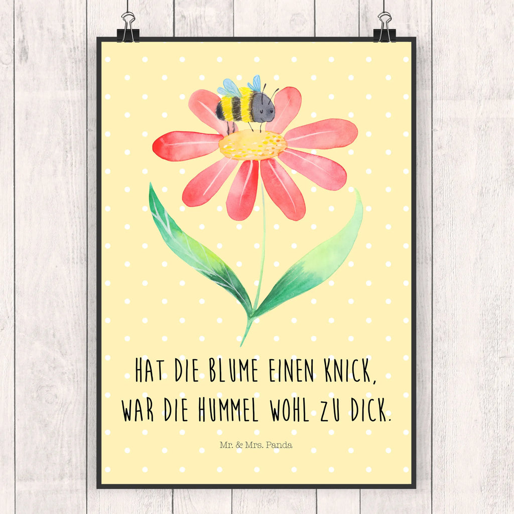 Poster Hummel Blume Posterdruck, Bild, Wandposter, Kinderposter, Kunstdruck, Wanddeko Bild, Wanddekoration, Mr. & Mrs. Panda Poster, Raumdekoration, Designposter, Handgemaltes Poster, Poster, Küchenposter, Wanddeko, Tiermotive, Gute Laune, lustige Sprüche, Tiere, Blume, Flauschig, Hummeln, Feld, Natur, Hummel, Biene, Wespe