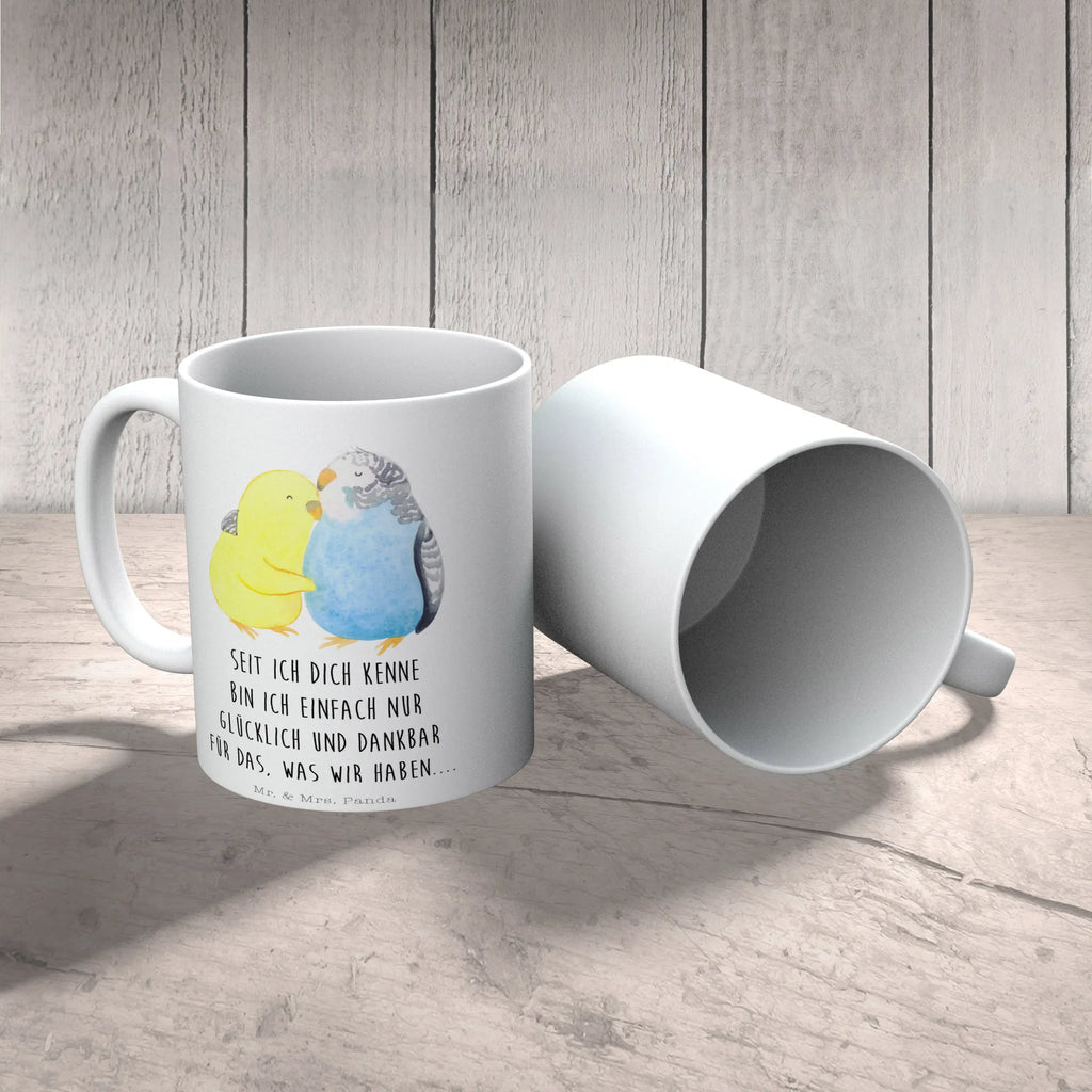 Tasse Wellensittich Liebe Tasse mit Motiven, Tasse, Teetasse, Geschenktasse, Kaffeetasse, Tasse mit Zitaten, Keramiktasse, Bürotasse, Porzellantasse, Liebe, Partner, Freund, Freundin, Ehemann, Ehefrau, Heiraten, Verlobung, Heiratsantrag, Liebesgeschenk, Jahrestag, Hocheitstag, Vögel, Kuscheln, Vertrauen, Nähe, Wellensittich