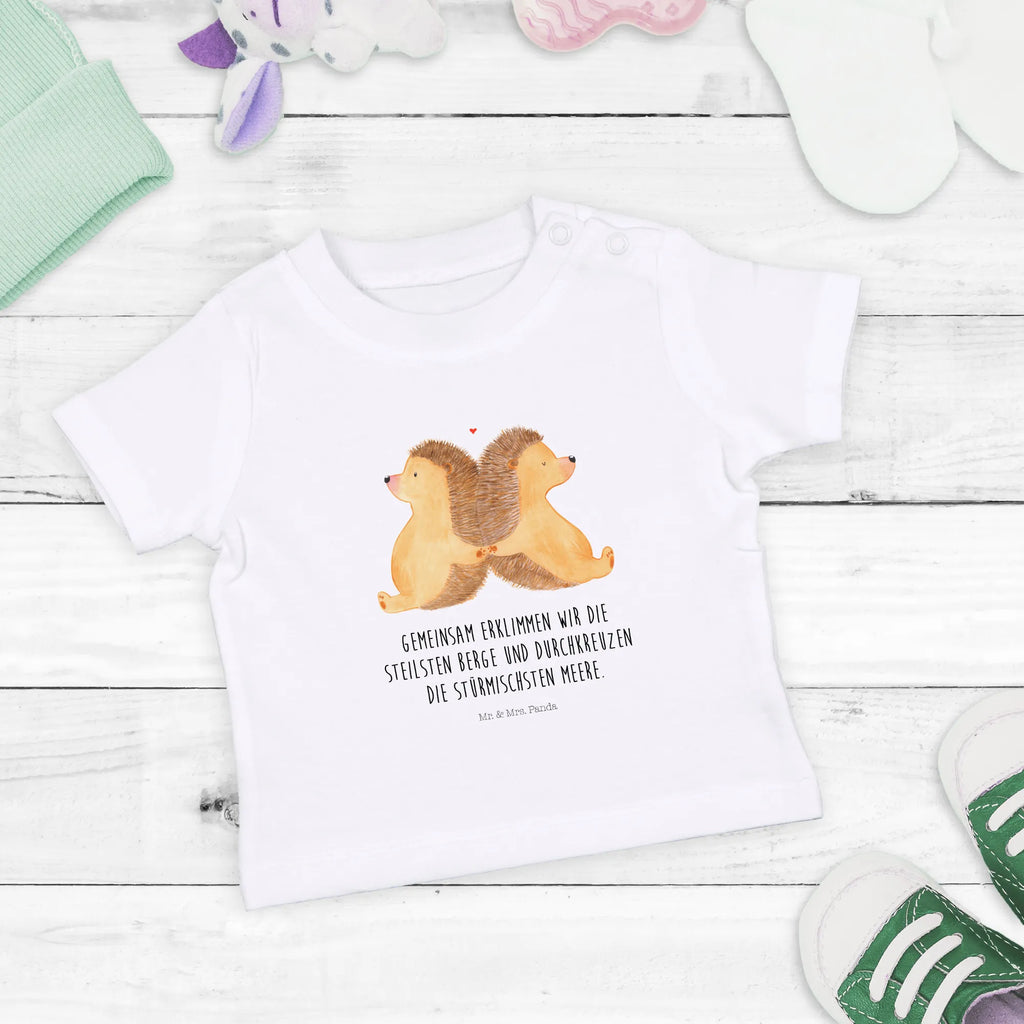 Organic Baby Shirt Hedgehogs holding hands Baby Jerseyshirt, Baby Pullover, Süßes Baby Shirt, Baby Top, Baby Shirt Erstausstattung, Baby Kurzarmshirt, Baby Shirt Mädchen, Baby Baumwollshirt, Baby Shirt Modern, Baby Shirt Neutral, Baby Shirt Bunt, Baby Shirt Gestreift, Baby Shirt Alltag, Baby T-Shirt, Baby Shirt, Lustiges Baby Shirt, Baby Shirt Zur Geburt, Baby Shirt Junge, Baby Shirt Unisex, Baby Shirt Pastell, Baby Hemd, Baby Shirt Grau, Baby Shirt Geschenk, Baby Shirt Mit Motiv, Baby Sweatshirt, Baby Shirt Mit Spruch, Baby Shirt Mit Aufdruck, Baby Bio Shirt, Baby Oberteil, Baby Langarmshirt, Baby Shirt Weiß, Baby Shirt Klassisch, Partner, Verlobung, Ehefrau, Freundin, Heiraten, Freund, Heiratsantrag, Liebe, Hocheitstag, Liebesgeschenk, Ehemann, Jahrestag, Igel, Love, Igelliebe, Gemeinsamkeit, Große Liebe, Geschenk für Zwei, Hochzeit, Lieblingsmensch, Liebesbotschaft, Liebesbeweis, Hand in Hand
