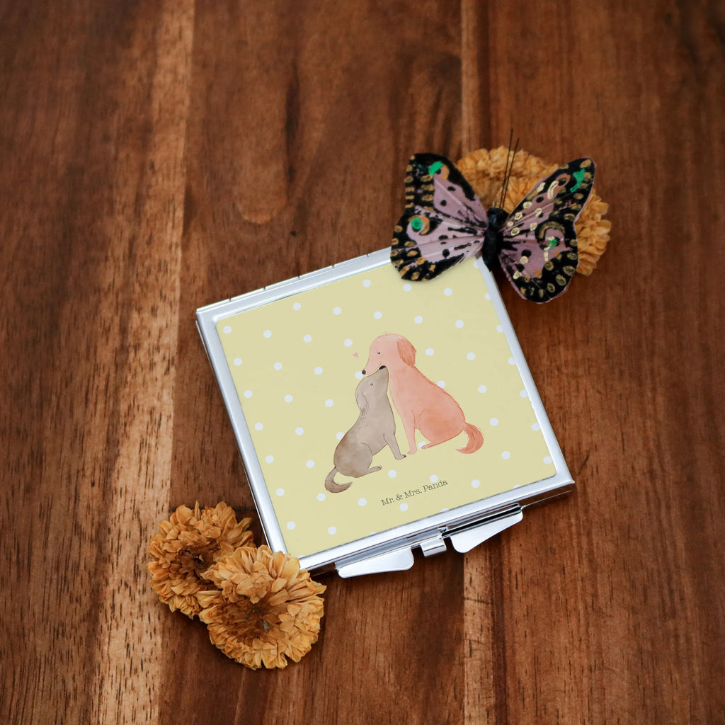 Handtaschenspiegel quadratisch Nasenbär Schminkspiegel Kompakt, Handspiegel Für Damen, Spiegel Für Make-Up Tasche, Spiegel Für Handtasche, Handtaschenspiegel, Klappbarer Handspiegel, Runder Taschenspiegel, Silber, Taschen-Kosmetikspiegel, Deko Handspiegel, Klappbarer Taschenspiegel, Tragbarer Spiegel, Quadratischer Handspiegel, Schminkspiegel To Go, Vintage Kompaktspiegel, Handspiegel Geschenkidee, Handspiegel Zum Mitnehmen, Kompaktspiegel, Kosmetikspiegel Klein, Reise Spiegel, Taschenspiegel, Spiegel Für Schminktasche, Handspiegel Mit Hülle, Mini Spiegel, Klappspiegel, Design Taschenspiegel, Spiegel Für Unterwegs, Gute Laune, Tiermotive, Tiere, Lustige Sprüche, Nasenbären, Rüsselbär, Bär, Nasenbär