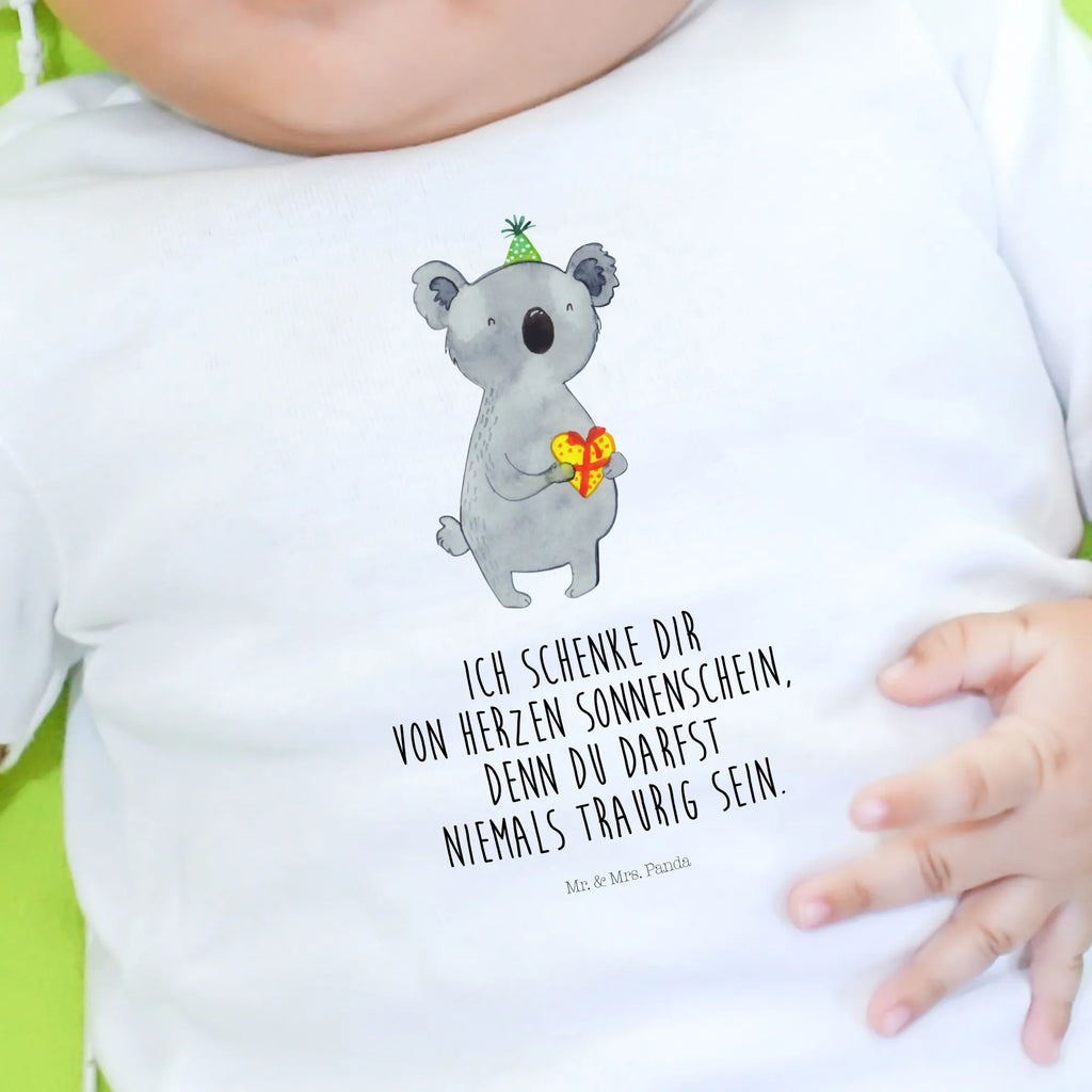 Organic Baby Shirt Koala Geschenk Baby Sweatshirt, Baby Langarmshirt, Baby Oberteil, Baby Shirt Gestreift, Baby Shirt Mit Aufdruck, Baby Shirt, Baby Baumwollshirt, Baby Shirt Weiß, Baby Pullover, Baby Shirt Grau, Baby T-Shirt, Baby Jerseyshirt, Baby Top, Baby Shirt Mit Motiv, Baby Hemd, Baby Shirt Pastell, Baby Shirt Unisex, Baby Shirt Alltag, Baby Shirt Modern, Baby Shirt Neutral, Baby Shirt Junge, Baby Shirt Geschenk, Baby Shirt Mit Spruch, Baby Bio Shirt, Baby Shirt Erstausstattung, Baby Shirt Mädchen, Baby Shirt Klassisch, Baby Shirt Zur Geburt, Baby Shirt Bunt, Lustiges Baby Shirt, Süßes Baby Shirt, Baby Kurzarmshirt, Koala, Koalabär, Party, Geschenk, Geburtstag