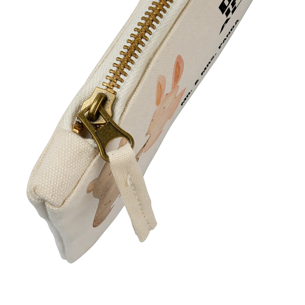 Make-up bag bear and rabbit Embrace Schminktäschchen, Schminkbeutel, utensilientasche, Kosmetikbeutel, aufbewahrungstasche, Stiftemäppchen, Federmappe, Kulturbeutel, aufbewahrungsbeutel, beauty case, Etui, Kosmetiktasche, Waschbeutel, pinsel tasche, Kulturtasche, kosmetiktäschchen, Mäppchen, pencil case, toiletry bag, beauty tasche, Schminktasche, Waschtasche, Schlampermäppchen, Freundin, Liebe, Ehefrau, Ehemann, Partner, Verlobung, Freund, Jahrestag, Hocheitstag, Heiratsantrag, Liebesgeschenk, Heiraten, Bester Freund, Best Friends, Bär, Bärchen, Freunde, Hase