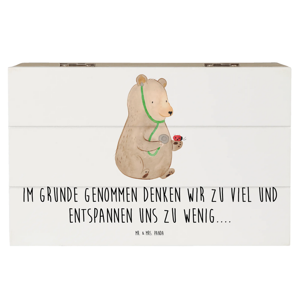 Holzkiste Bär Arzt box holz, aufbewahrungskisten, holzkästchen, Aufbewahrungsbox Holz, Holzkisten, Holzboxen, Holzbox, Aufbewahrungskiste, Schatulle, aufbewahrungsboxen, truhe holz, holztruhen, Aufbewahrungsbox aus Holz, Holzkiste, Holz Aufbewahrungsbox, Holzkiste mit Deckel, Holztruhe, holzschatulle, Aufbewahrungsbox, aufbewahrungskiste mit deckel, kiste holz, Box aus Holz, holzschachtel, aufbewahrungstruhe, Holzbox mit Deckel, Bär, Teddybär, Teddy, Doktorin, Arzt, Professor, Doktor, Ärztin, Professorin