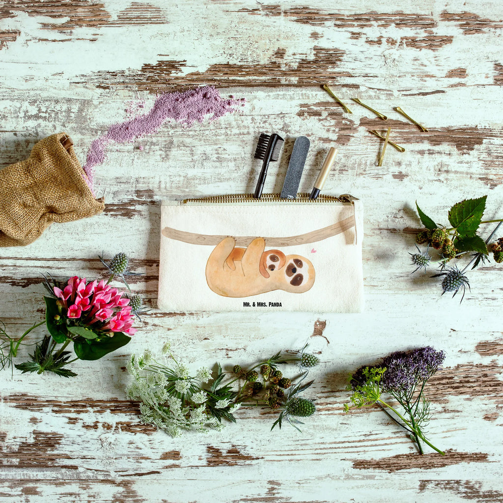 Make-up bag sloth child beauty tasche, Schminktasche, aufbewahrungstasche, Kulturbeutel, Etui, pinsel tasche, Kulturtasche, aufbewahrungsbeutel, kosmetiktäschchen, Mäppchen, toiletry bag, utensilientasche, Federmappe, Schlampermäppchen, Waschtasche, beauty case, Kosmetikbeutel, Schminkbeutel, Waschbeutel, Kosmetiktasche, Stiftemäppchen, Schminktäschchen, pencil case, Faultier, Faultier Geschenk, Faultier Deko, Baby, Liebe, Spaß, Faulheit, Mama, Kind, Niedlichkeit, Geburt, Kinder, Mutter