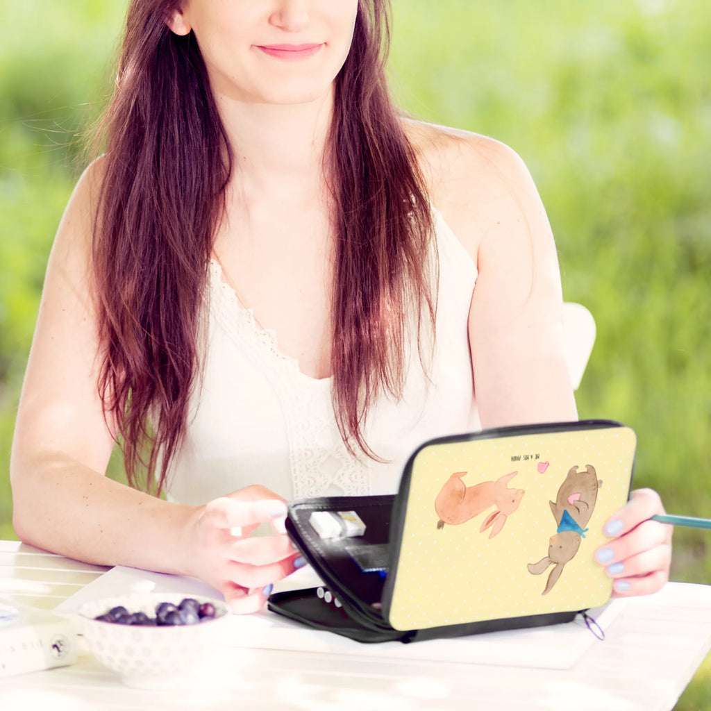 Federmappe Hasen Muschel Federmäppchen, Buntstiftetui, Stifteetui, Etui für Stifte, Stiftebeutel, Schreibmappe, Bleistift Etui, Schulmäppchen, Schreibetui, Federtasche, Schüleretui, Bleistiftetui, Zeichenetui, Schlampermäppchen, Mäppchen, Schuletui, Stiftetasche, Malmappe, Stiftemappe, Buntstiftmäppchen, Federmappe Set, Stifte Etui, Farbstiftetui, Oma, Opa, Muttertag, Mama, Papa, Familie, Schwester, Bruder, Vatertag, Muscheln, Freundinnen, Best Friends, Muscheln Sammeln, Hasen, BFF, Beste Freundin, Freundin, Meer