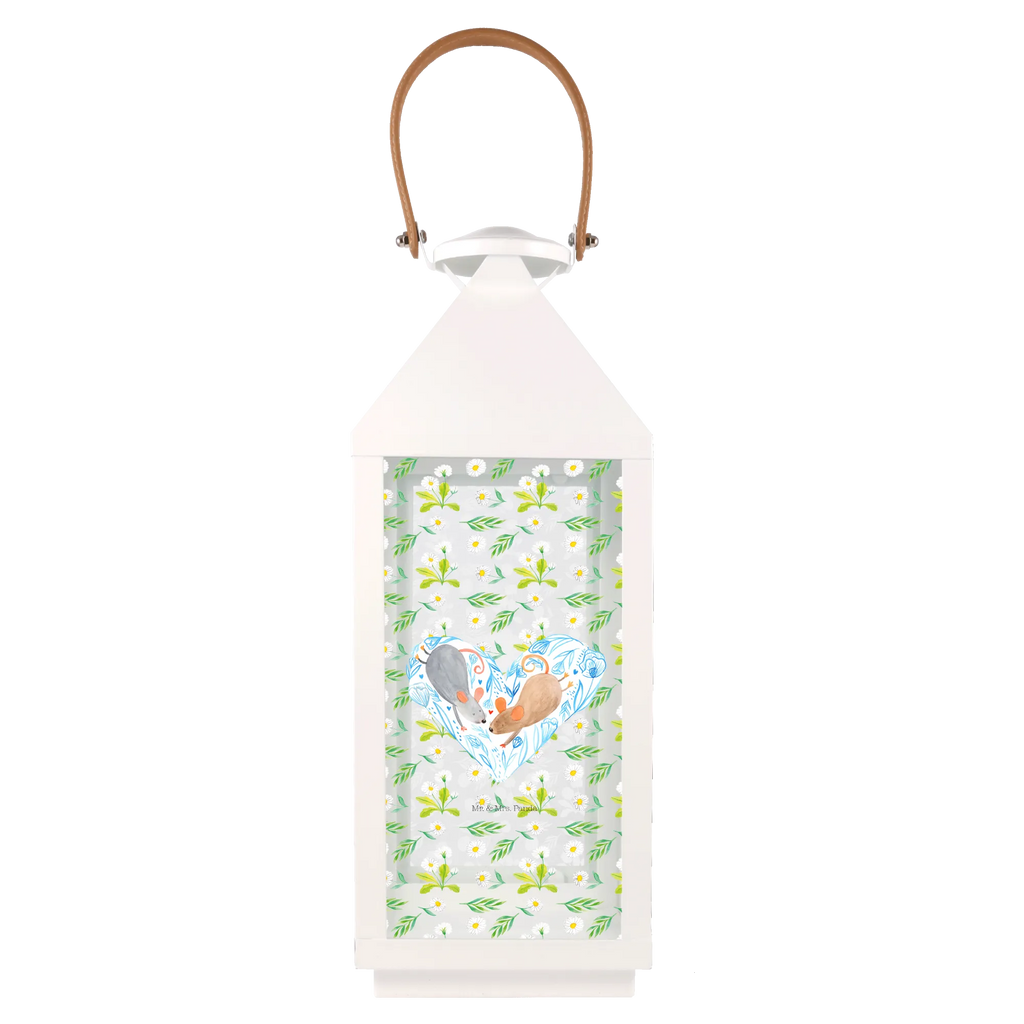 Deko Laterne Mäuse Herz Laterne Minimalistisch, Metall Laterne, Laternen-Set, Deko Laterne, Metalllaterne, Laterne Mit Motiv, Laterne Modern, Hängeleuchte, Laterne Shabby Chic, Laterne Pastellfarben, Lichterlaterne, Laterne Skandinavisch, Innenraum-Laterne, Laterne XXL, Hängelaterne Deko, Laterne Spülmaschinenfest (Glas), Outdoor-Laterne, Glaslaterne, Laternenlicht, Laternenwindlicht, Terrasse-Laterne, Dekolaterne, Laterne Landhausstil, Laterne Mit Muster, Laterne Klassisch, Laterne Maritim, Laterne Weiß, Laterne Deko, Leuchten, Laterne Zum Hängen, Laterne Zum Stellen, Laterne Vintage, Laterne Rustikal, Laterne Mit Blumenmotiv, Teelichthalter Laterne, Windlichtlaterne, Laterne Wind- und Wetterfest, Laterne Romantisch, Laterne Orientalisch, Laterne Mit Spiegelglas, Laterne Mit Sternenmuster, Lichterkettenlaterne, Laterne Mit Griff, Laterne Beleuchtet, Laterne Klein, Holzlaterne, Windlicht, LED-Laterne, Kerzenlaterne, Tischlaterne, Freundin, Freund, Liebe, Liebesgeschenk, Jahrestag, Verlobung, Partner, Ehemann, Ehefrau, Heiraten, Heiratsantrag, Hocheitstag, Lieblingsmensch, Liebesbeweis, Mäuse, Maus, Liebesbotschaft, Gemeinsamkeit, Geschenk für Zwei, Hochzeit, Love