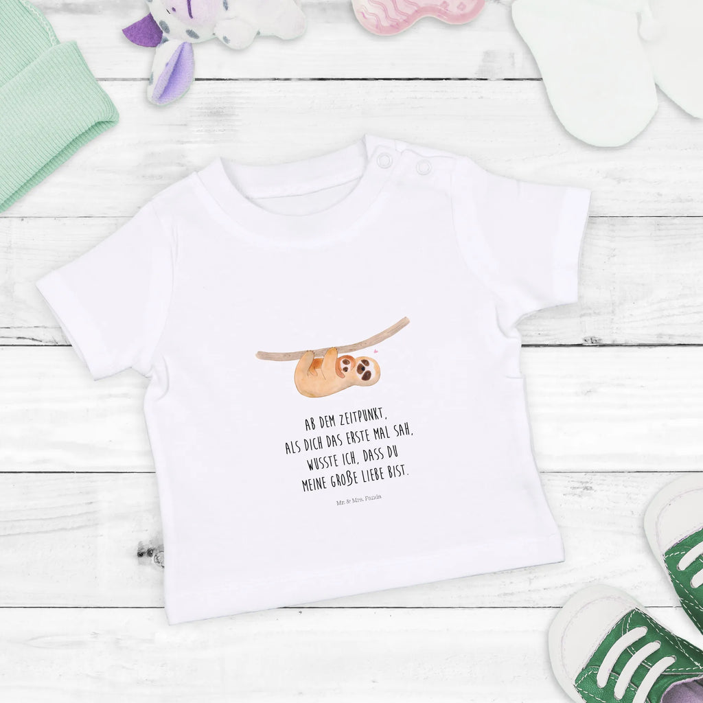 Organic Baby Shirt Faultier Kind Baby Shirt Zur Geburt, Lustiges Baby Shirt, Baby Shirt Bunt, Süßes Baby Shirt, Baby Shirt Weiß, Baby Shirt Junge, Baby Baumwollshirt, Baby T-Shirt, Baby Shirt Unisex, Baby Shirt Alltag, Baby Shirt Mit Motiv, Baby Hemd, Baby Pullover, Baby Shirt Mit Spruch, Baby Shirt Mit Aufdruck, Baby Shirt Geschenk, Baby Shirt Neutral, Baby Jerseyshirt, Baby Top, Baby Shirt Klassisch, Baby Shirt Erstausstattung, Baby Shirt Mädchen, Baby Sweatshirt, Baby Oberteil, Baby Kurzarmshirt, Baby Bio Shirt, Baby Shirt Modern, Baby Shirt, Baby Shirt Grau, Baby Shirt Gestreift, Baby Shirt Pastell, Baby Langarmshirt, Faultier, Faultier Deko, Faultier Geschenk, Niedlichkeit, Spaß, Faulheit, Kinder, Kind, Baby, Liebe, Geburt, Mutter, Mama