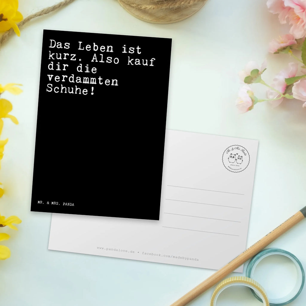 Postkarte Sprüche und Zitate Das Leben ist kurz. Also kauf dir die verdammten Schuhe! Grußkarte, Ansichtskarten, Ansichtskarte, Dankeskarte, Geburtstagskarte, Einladungskarten Geburtstag, Einladung Geburtstag, Einladungskarte, Karte, Geschenkkarte, Einladung, Postkarte, Spruch, Sprüche, lustige Sprüche, Weisheiten, Zitate, Spruch Geschenke, Spruch Sprüche Weisheiten Zitate Lustig Weisheit Worte