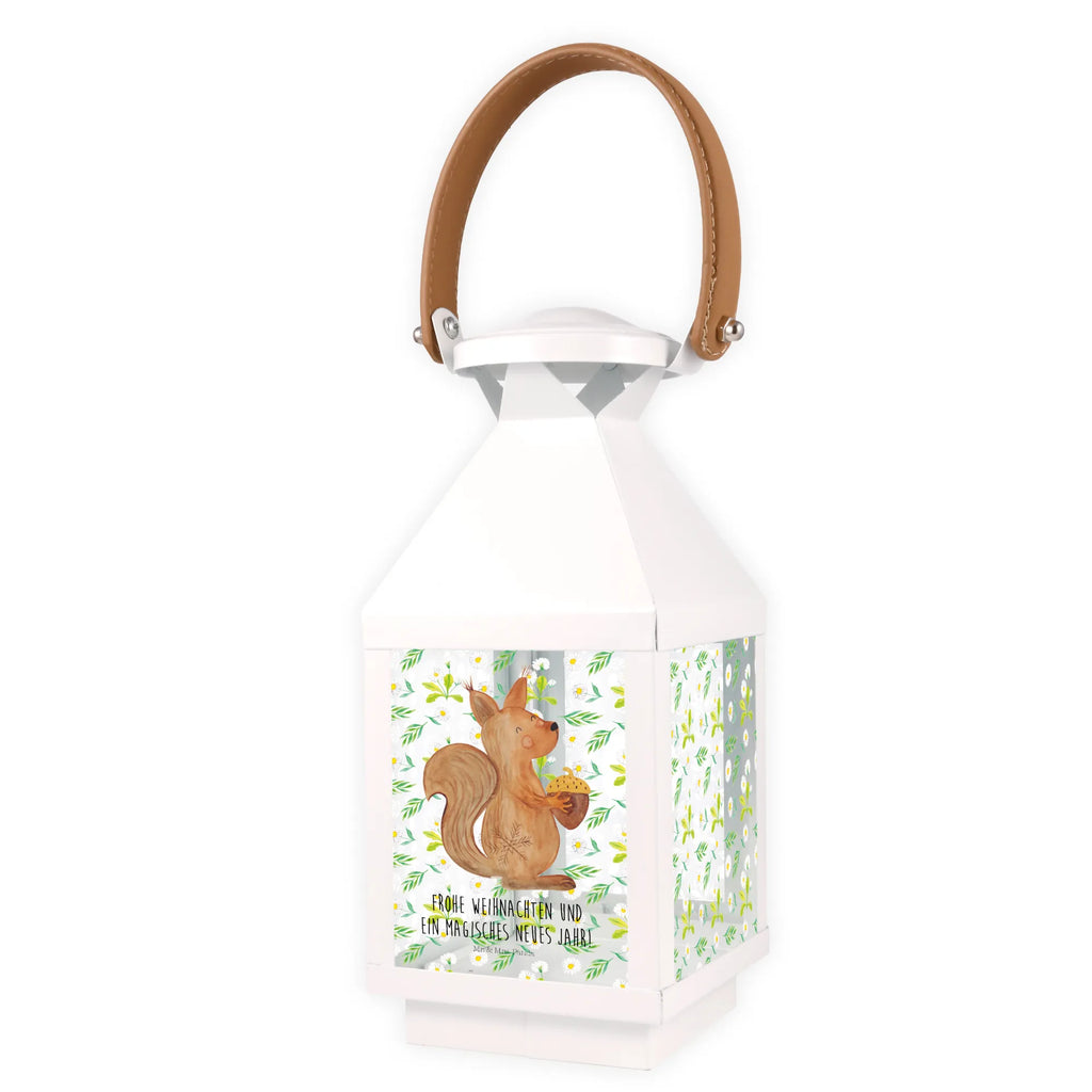 Deko Laterne Eichhörnchen Weihnachtszeit Holzlaterne, Teelichthalter Laterne, Laterne Mit Blumenmotiv, Laterne Vintage, Laterne Beleuchtet, Laterne Spülmaschinenfest (Glas), Hängelaterne Deko, Laterne Zum Stellen, Laterne Mit Sternenmuster, Laternen-Set, Laterne Skandinavisch, Leuchten, Laterne XXL, Innenraum-Laterne, Windlicht, Laterne Modern, Laterne Mit Spiegelglas, Laternenlicht, Metalllaterne, Laterne Klassisch, Laterne Weiß, Laterne Deko, Deko Laterne, Metall Laterne, Laternenwindlicht, Kerzenlaterne, Hängeleuchte, Laterne Landhausstil, Windlichtlaterne, Laterne Pastellfarben, Glaslaterne, Tischlaterne, Laterne Orientalisch, Laterne Maritim, LED-Laterne, Lichterkettenlaterne, Terrasse-Laterne, Lichterlaterne, Laterne Rustikal, Laterne Zum Hängen, Laterne Minimalistisch, Laterne Klein, Dekolaterne, Laterne Mit Motiv, Laterne Wind- und Wetterfest, Laterne Romantisch, Outdoor-Laterne, Laterne Mit Griff, Laterne Shabby Chic, Laterne Mit Muster, Winter, Heiligabend, Nikolaus, Wintermotiv, Weihnachtsdeko, Weihnachten, Advent, Vogel, Weihnachtsmotiv, Neujahr, Weihnachtsgruß, Guten Rutsch, Frohe Weihnachten, Frohes Neues Jahr