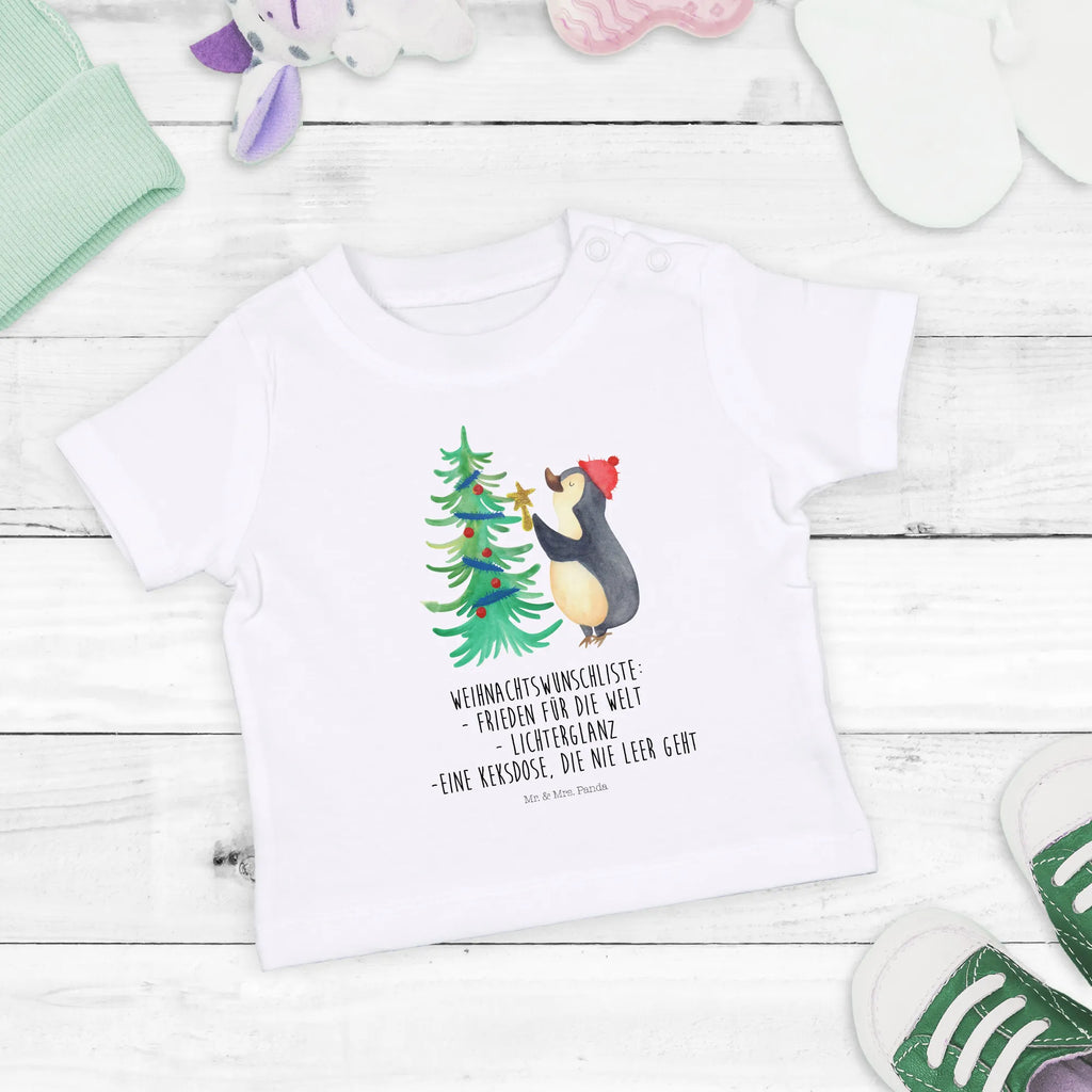 Organic Baby Shirt Pinguin Weihnachtsbaum Baby Shirt Gestreift, Süßes Baby Shirt, Baby Shirt Mit Motiv, Baby Bio Shirt, Baby Shirt Klassisch, Baby Shirt Bunt, Baby Shirt Zur Geburt, Baby Baumwollshirt, Baby Shirt Junge, Baby Hemd, Baby Shirt Mit Aufdruck, Baby Oberteil, Baby Shirt Neutral, Baby Shirt Unisex, Baby Shirt Grau, Baby Kurzarmshirt, Baby Sweatshirt, Baby Jerseyshirt, Baby Top, Baby Shirt Mit Spruch, Lustiges Baby Shirt, Baby Shirt Pastell, Baby Shirt Weiß, Baby Shirt Modern, Baby Pullover, Baby Shirt Alltag, Baby Shirt Erstausstattung, Baby Shirt Mädchen, Baby Langarmshirt, Baby T-Shirt, Baby Shirt, Baby Shirt Geschenk, Weihnachten, Winter, Weihnachtsdeko, Nikolaus, Advent, Heiligabend, Wintermotiv, Pinguin