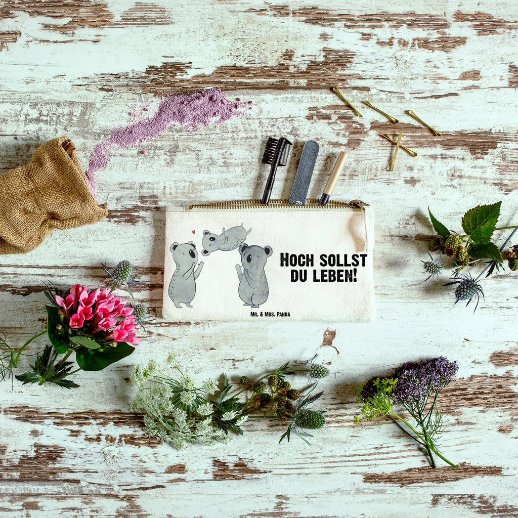 Make-up bag koalas Celebrate Schminktasche Reise, Schminkbeutel, Kosmetiktasche Zum Mitnehmen, Schminktasche Groß, Schminktasche Mit Muster, Kulturbeutel Damen, Schminktasche Modern, Schminktäschchen, Reise-Kosmetiktasche, Schminktasche für Unterwegs, Schminktasche Für Teenager, Schminktasche Tiermotiv, Schminktasche Transparent, Aufbewahrung für Schminke, Schminktasche Für Unterwegs, Schminktasche Leder, Kosmetiktasche Für Handtasche, Schminktasche Zum Aufhängen, Schminktasche Mit Reißverschluss, Stifteaufbewahrung, Schminktasche Geschenk, Schminktasche Wasserdicht, Make-Up Tasche, Schminktasche Stoff, Schminktasche Minimalistisch, Schminktasche Nachhaltig, Schminktasche Für Mädchen, Schminktasche Blumen, Kosmetiktasche, Kosmetiktasche Organizer, Kosmetiktasche Damen, Kosmetiktasche Mit Spiegel, Schminktasche Mit Fächern, Schminktasche Klein, Schminktasche, Geburtstag, Geburtstagsgeschenk, Geschenk, Eltern, Herz, Liebe, Kind, Familie, Koala