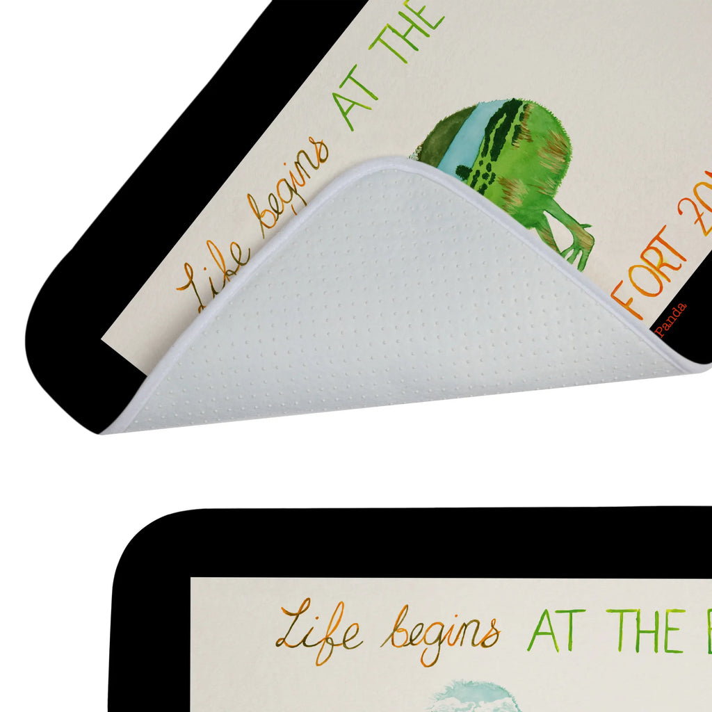 Badematte Kiwi Neuseeland Duschvorleger, duschmatten, Badläufer, Badematte, badezimmer läufer, badezimmerteppiche, fußmatte bad, Badezimmer Matte, badezimmervorleger, Badezimmerteppich, badezimmermatte, badmatten, rutschfeste matte, wannenvorleger, Bad Fußmatte, bad läufer, badezimmermatten, Badvorleger, Badteppich, duschmatte, Teppich Fürs Bad, teppich für bad, Dekoration, Abenteuer, Natur, Outdoor, Blumen Deko, Frühlings Deko, Sommer Deko, positive Botschaft, Naturliebhaber, Kiwivogel, Neuseeland, Life Begins, Kiwi, Leben, Motivation, Komfortzone, New Zealand