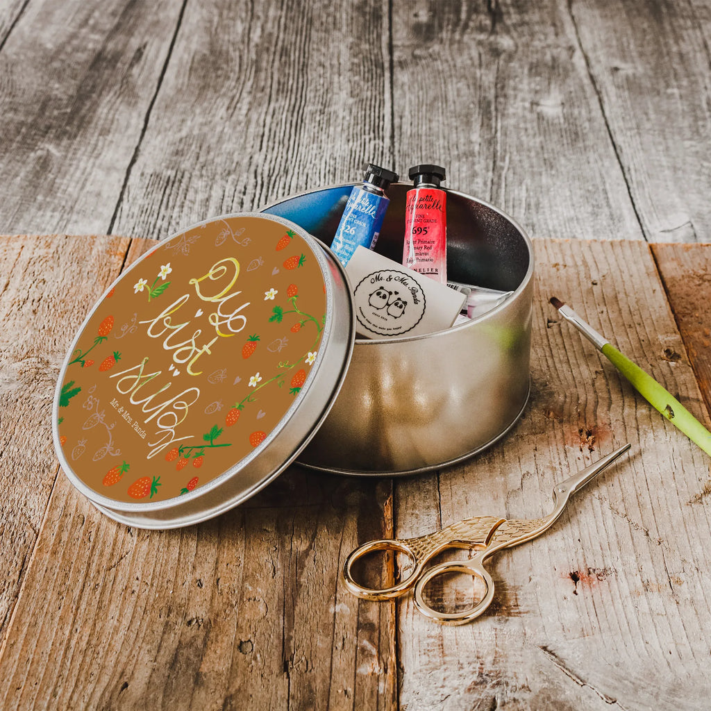 okrągła puszka z blachy Truskawki Słodki Dekoracje kwiatowe, dekoracje wiosenne, dekoracje letnie, dekoracja, pozytywna wiadomość, miłośnik natury, na zewnątrz, natura, przygoda