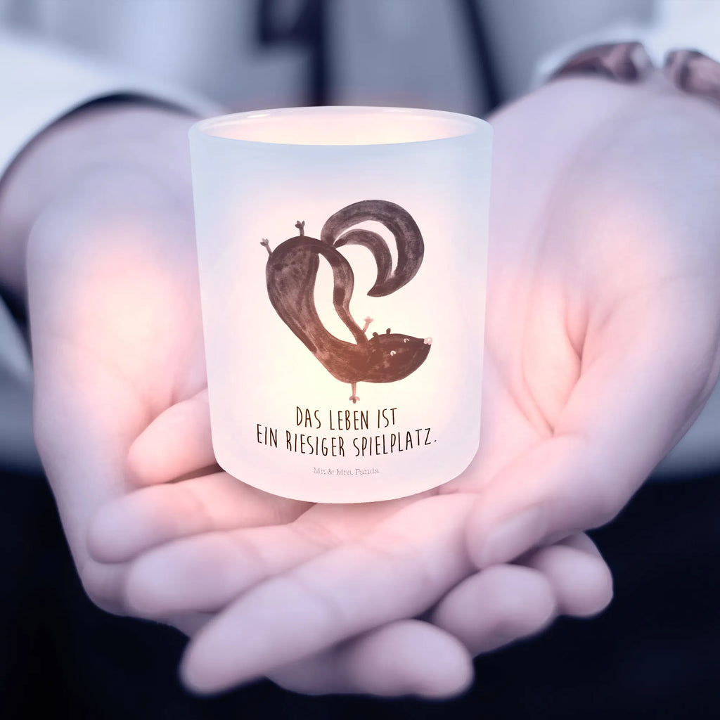 Windlicht Stinktier Handstand Windlicht Glas, Windlicht Wohnzimmer, Windlicht Draußen, Windlicht Vintage, Windlicht Skandinavisch, Windlicht Dekoration, Windlicht Groß, Windlicht Kerzenhalter, Windlichter, Windlicht Boho, Windlicht Laterne, Windlicht Outdoor, Windlicht Balkon, Windlicht Klein, Windlicht Für Draußen, Windlicht Design, Windlicht Garten, Teelicht Glas, Teelichthalter Outdoor, Windlicht Terrasse, Windlicht, Windlicht Romantisch, Teelichthalter, Windlicht Modern, Windlicht Nachhaltig, Windlicht Handgemacht, Windlicht Geschenk, Teelichthalter für draußen, Stinktier, Skunk, Stinker, Kind, Wildtier, Raubtier, verpielt, Stinki, Spielplatz