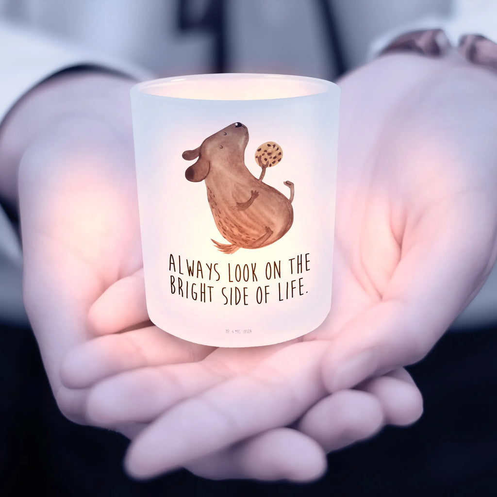 Windlicht Hund Keks Windlicht Milchglas, Windlicht Glas, Kerzenhalter Glas, deko kerzenhalter, Windlicht Kerzenhalter, Windlicht aus Glas, laterne teelicht, Glaslaterne, Teelichthalter, Deko Teelichthalter, laterne glas, teelichtleuchter, Lichtglas, teelichthalter klein, Kerzenhalter, Milchglas Teelichthalter, Windlicht Deko, kerzenhalter klein, Terrasse Windlicht, ambientelicht, tischlicht, Outdoor Windlicht, kerzenbehälter, Windlicht Draußen, Garten Windlicht, Deko Windlicht, Kerzenglas, Kerzen Windlicht, teelichtglas, teelicht windlicht, dekolicht, Glas Teelichthalter, Tisch Windlicht, Windlichter, Outdoor Kerzenhalter, Teelicht Glas, stimmungslicht, glaswindlicht, Windlicht Satiniert, Windlicht, milchglas windlicht, Windlicht Klein, glas kerzenhalter, lichthalter, tisch kerzenhalter, Balkon Windlicht, Glas Windlicht, Teelichthalter Glas, Tierliebhaber, Hundemotiv, Haustier, Hunderasse, Hundebesitzer, Hund, Sprüche, Hundesnacks, Hundekekse, Leckerli, Hundeleckerli