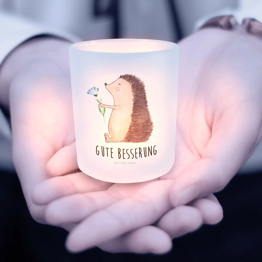 Windlicht Igel Blumen Windlicht Skandinavisch, Windlicht Outdoor, Teelichthalter, Teelicht Glas, Windlicht Klein, Windlicht Garten, Windlicht Für Draußen, Windlicht Terrasse, Teelichthalter Outdoor, Windlicht, Windlicht Modern, Windlicht Boho, Windlichter, Windlicht Nachhaltig, Teelichthalter für draußen, Windlicht Romantisch, Windlicht Geschenk, Windlicht Draußen, Windlicht Vintage, Windlicht Handgemacht, Windlicht Design, Windlicht Glas, Windlicht Dekoration, Windlicht Laterne, Windlicht Kerzenhalter, Windlicht Balkon, Windlicht Wohnzimmer, Windlicht Groß, Tiermotive, Gute Laune, lustige Sprüche, Tiere, Besuch, Igel, Krankheit, Gute Besserung, krank, Krankenhaus, Genesungswünsche