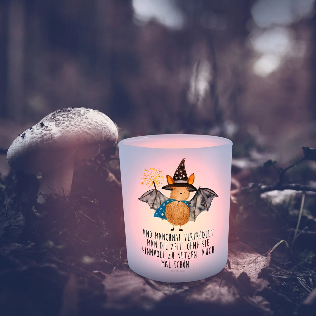 Windlicht Fledermaus Zauberer Windlicht, Windlicht Für Draußen, Windlicht Modern, Windlicht Outdoor, Teelichthalter für draußen, Windlicht Garten, Teelicht Glas, Windlicht Handgemacht, Teelichthalter Outdoor, Windlicht Skandinavisch, Windlicht Laterne, Windlicht Boho, Windlicht Groß, Windlicht Vintage, Windlicht Nachhaltig, Windlicht Design, Teelichthalter, Windlicht Dekoration, Windlicht Draußen, Windlicht Balkon, Windlicht Kerzenhalter, Windlicht Terrasse, Windlicht Klein, Windlicht Glas, Windlicht Geschenk, Windlicht Wohnzimmer, Windlicht Romantisch, Windlichter, Tiermotive, Gute Laune, lustige Sprüche, Tiere, Fledermäuse, Zauberer, reinsteigern, Frauen, Magier, Fledermaus