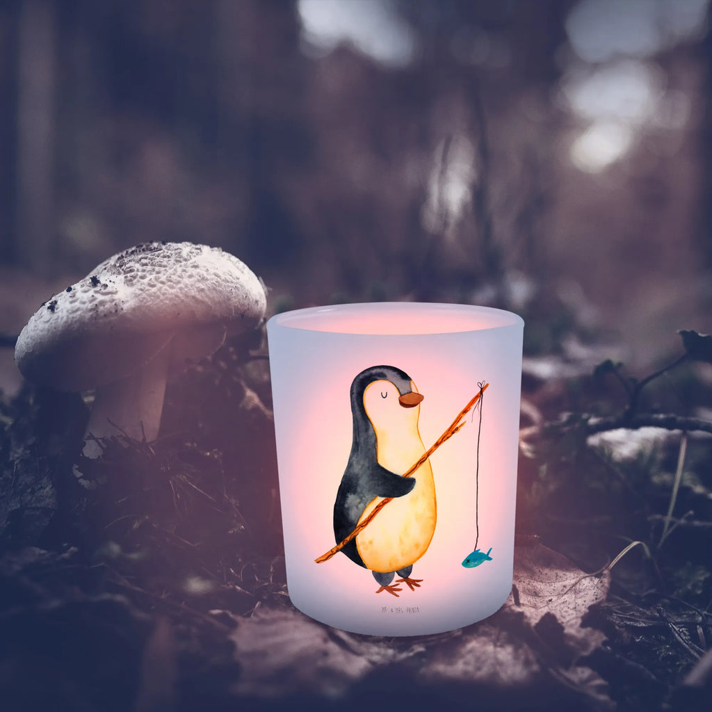 Windlicht Pinguin Angler stimmungslicht, teelicht windlicht, teelichtleuchter, Glas Teelichthalter, tischlicht, dekolicht, Outdoor Windlicht, Windlicht Draußen, Kerzen Windlicht, Glaslaterne, milchglas windlicht, Windlicht, ambientelicht, Kerzenglas, Windlicht aus Glas, tisch kerzenhalter, Balkon Windlicht, Teelicht Glas, Milchglas Teelichthalter, Glas Windlicht, deko kerzenhalter, Garten Windlicht, Tisch Windlicht, teelichtglas, Kerzenhalter Glas, Windlicht Glas, Windlichter, teelichthalter klein, kerzenbehälter, Windlicht Satiniert, Windlicht Klein, Teelichthalter Glas, Windlicht Deko, Kerzenhalter, laterne glas, Outdoor Kerzenhalter, Lichtglas, Windlicht Kerzenhalter, Terrasse Windlicht, Teelichthalter, Windlicht Milchglas, laterne teelicht, lichthalter, Deko Windlicht, Deko Teelichthalter, glaswindlicht, glas kerzenhalter, kerzenhalter klein, Pinguin, Tagträume, Geschenk, Hobby, Planer, Pinguine, Angeln, Plan, Geschenkidee, Neustart, Angler, Wochenende, Urlaub, Freundinnen, Motivation, Tagesplan