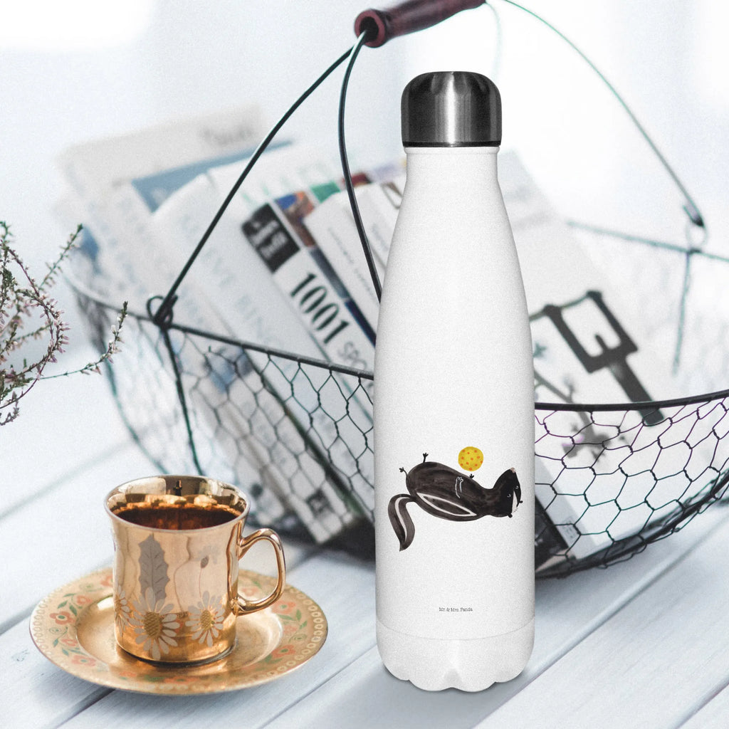 Insulated bottle skunk ball Thermos, Robuste Thermosflasche, Umweltfreundliche Thermosflasche, Thermosflasche, Thermosflasche Herren, Isolierflasche, Vakuumflasche, Thermosflasche Mit Drehverschluss, Thermosflasche Für Büro, Isolierflasche Kaltgetränke, Thermosflasche Nachhaltig, Thermosflasche Wandern, Thermosflasche Für Tee, Thermoflasche Edelstahl, Thermosflasche 500ml, Sommergetränk, Thermosflasche Für Schule, Thermosflasche Reisen, Thermosflasche Für Kaffee, Spülmaschinenfeste Thermosflasche, Thermosflasche BPA-Frei, Thermosflasche Für Outdoor, Thermosflasche Kinder, Thermosflasche Für Unterwegs, Thermosflasche Klassisch, Leichte Thermosflasche, Auslaufsichere Thermosflasche, Edelstahlflasche, Thermosflasche Mit Trinkverschluss, Sommerflasche, Thermosflasche Outdoor, Trinkflasche Isoliert, Isolierkanne, Doppelwandige Trinkflasche, Thermoskanne Unterwegs, Thermoflasche, Isolierflasche Heißgetränke, Thermosflasche Modern, Warmhalteflasche, Kalthalteflasche, Flasche für Kohlensäure, Flasche, Thermosflasche Damen, Thermosflasche Für Sport, Thermosflasche 750ml, Thermosflasche 1 Liter, Thermosflasche Für Wasser, Stinktier, Skunk, Weisheit, verspielt, Stinki, Raubtier, Stinker, Wildtier